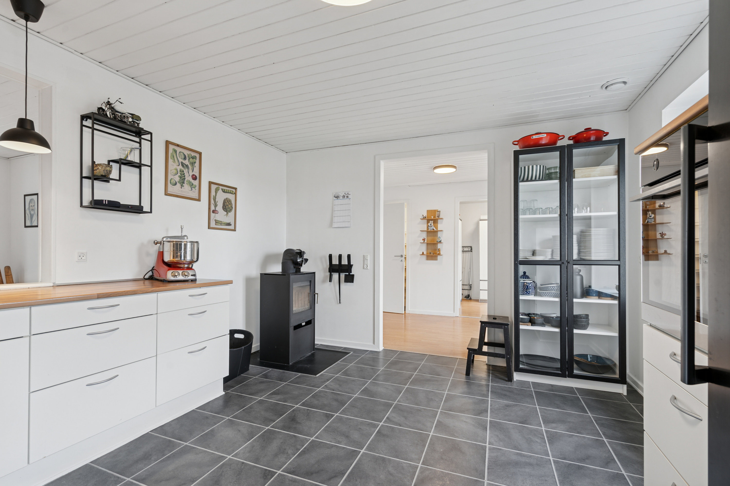 Fremhævet køkken billede i fuldskærmstilstand. Billede af Højrupvej 31, Højrup, 5750 Ringe