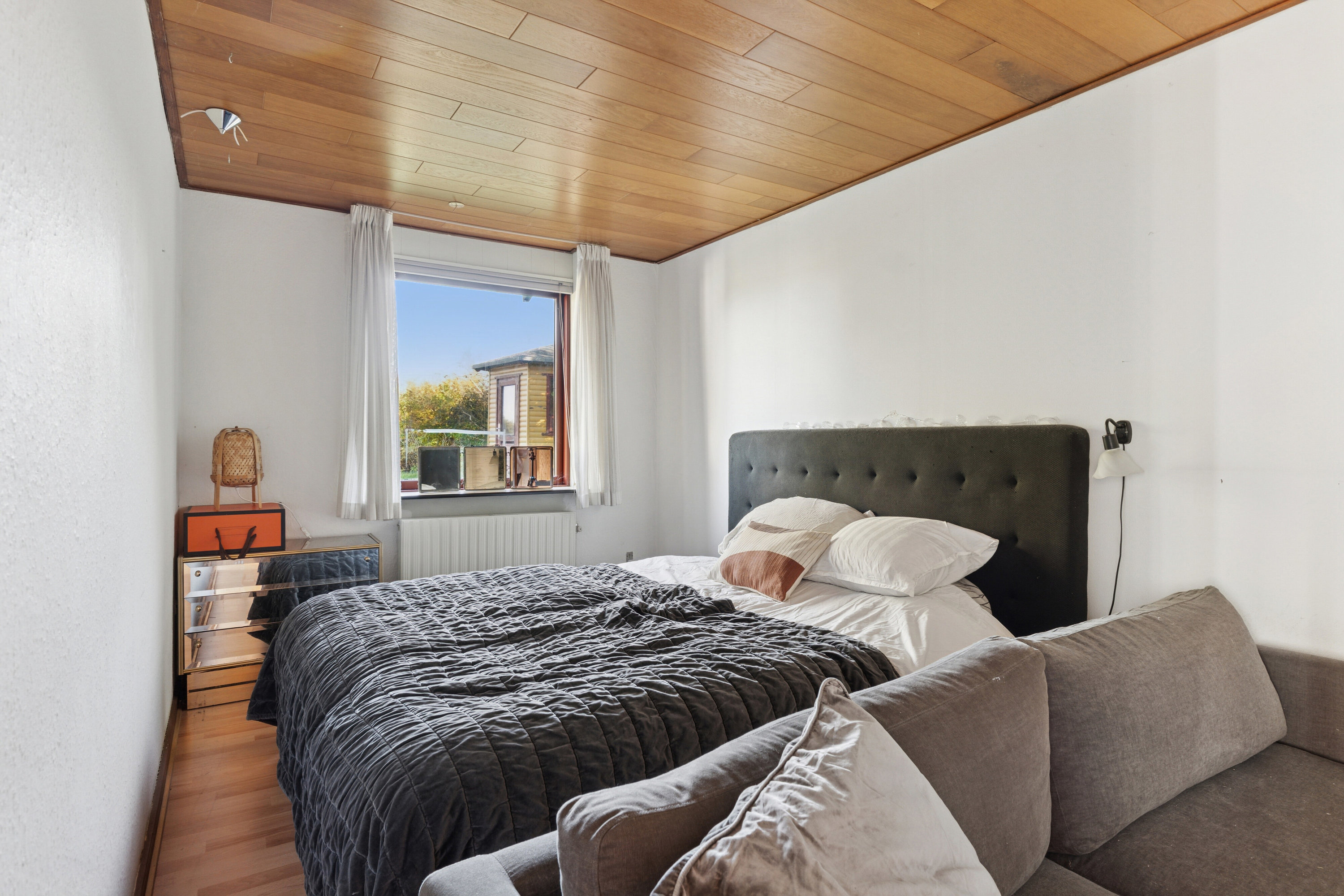 Fremhævet soveværelse billede i fuldskærmstilstand. Billede af Bøgstedvej 313, Astrup, 9800 Hjørring