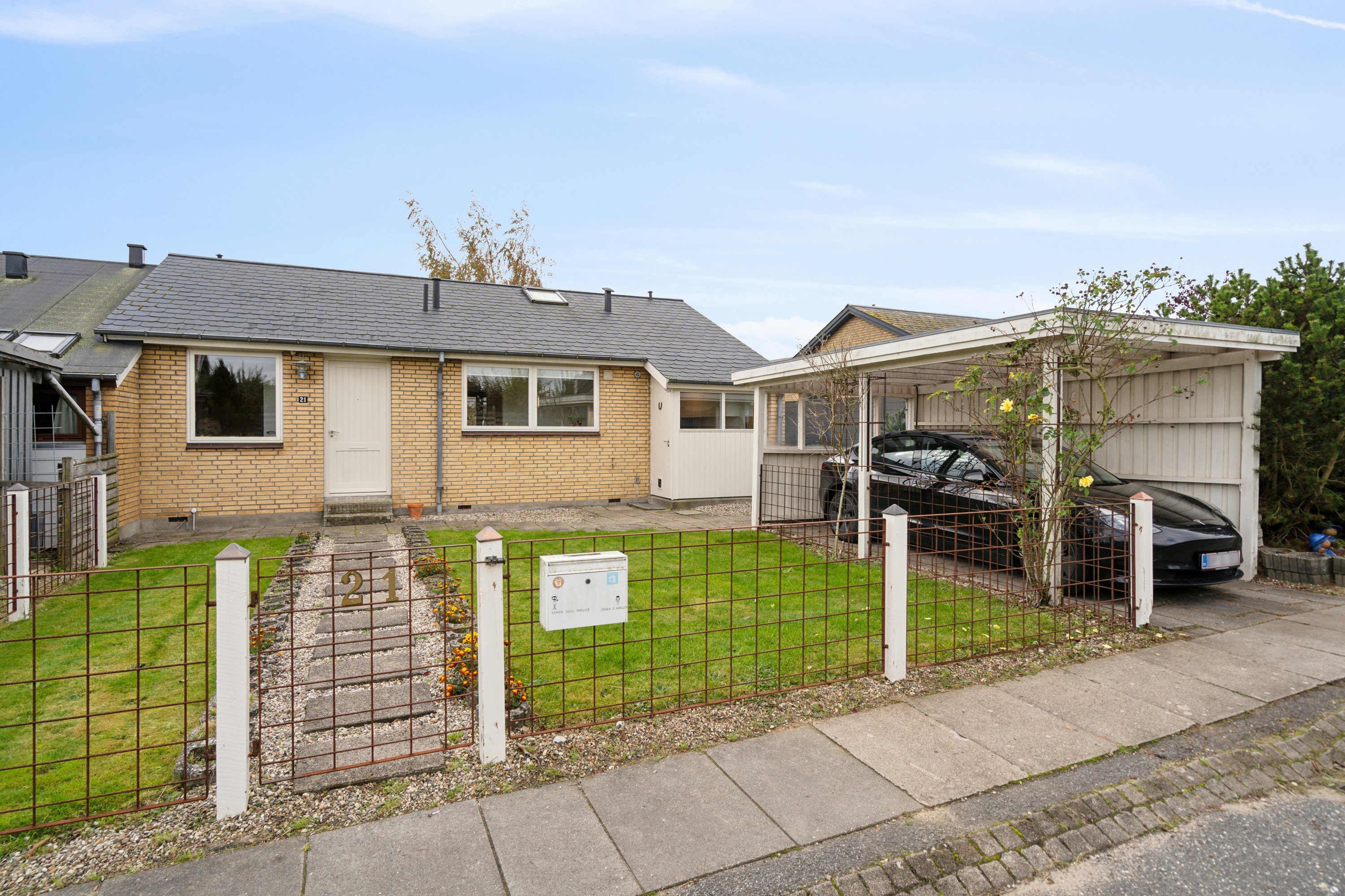 Fremhævet set fra vejen billede i fuldskærmstilstand. Billede af Ingrid Marie Vænget 21, Søhus, 5270 Odense N