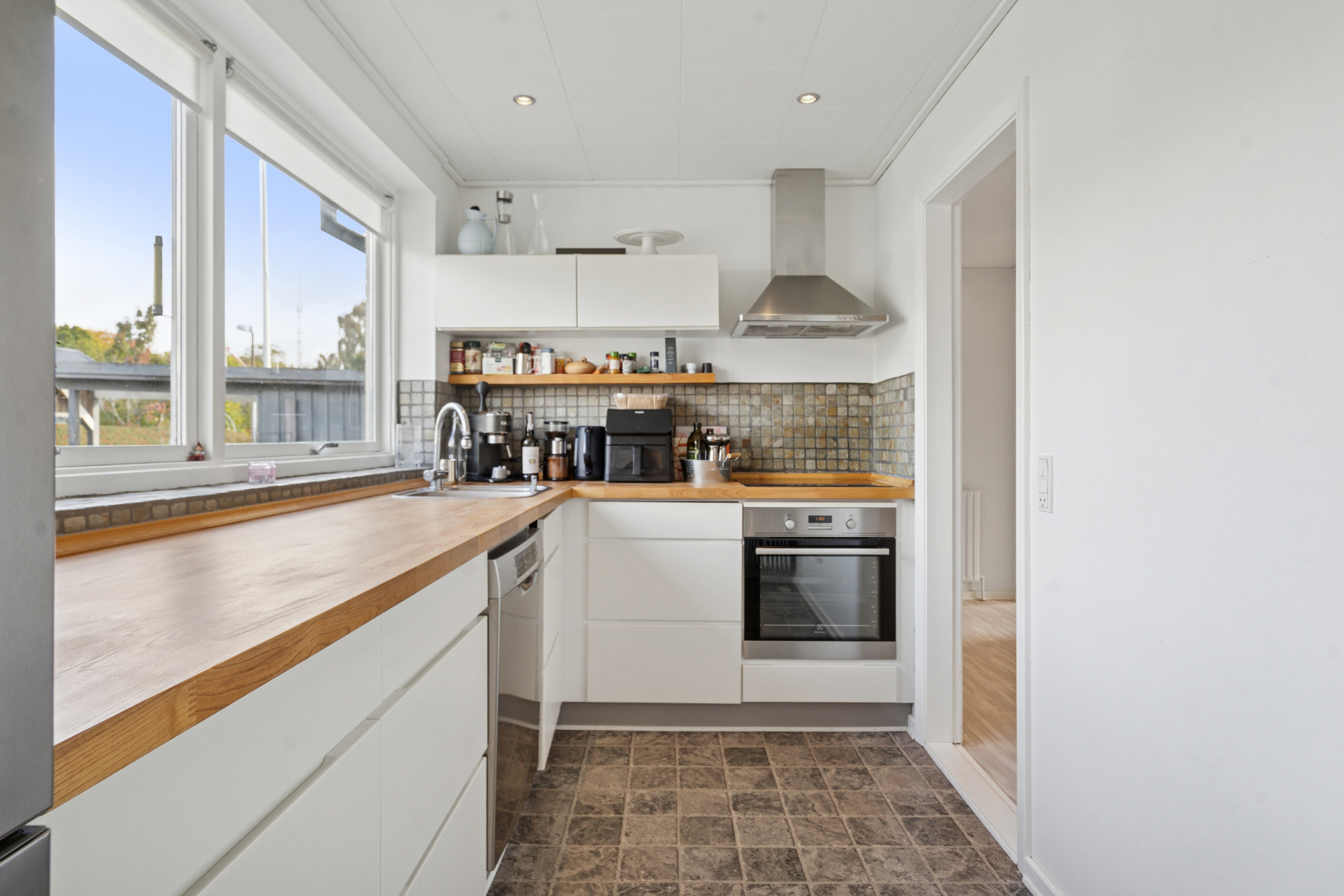 Fremhævet køkken billede i fuldskærmstilstand. Billede af Ingrid Marie Vænget 21, Søhus, 5270 Odense N