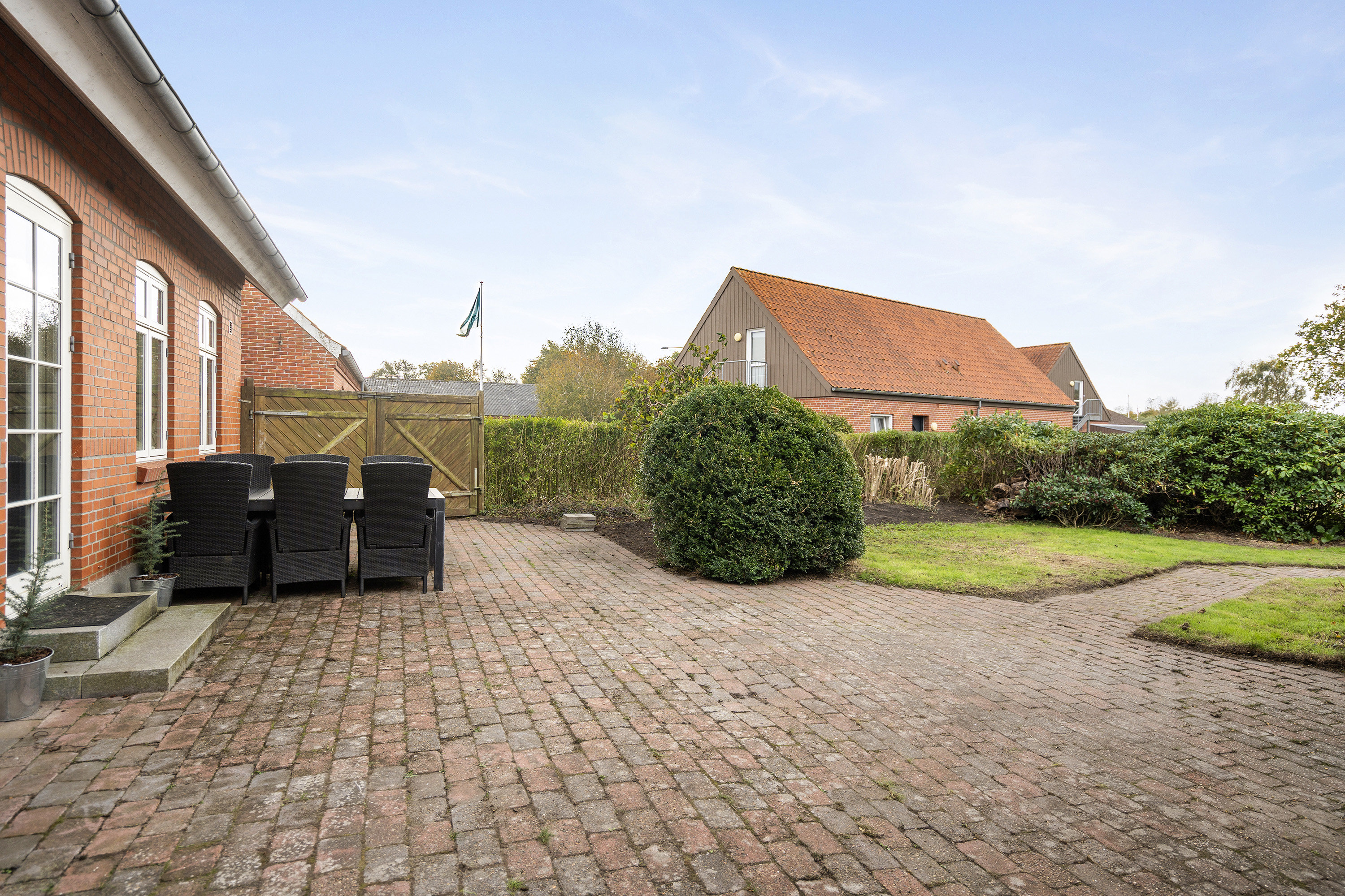 Fremhævet ejendommen billede i fuldskærmstilstand. Billede af Vardevej 43, Sig, 6800 Varde