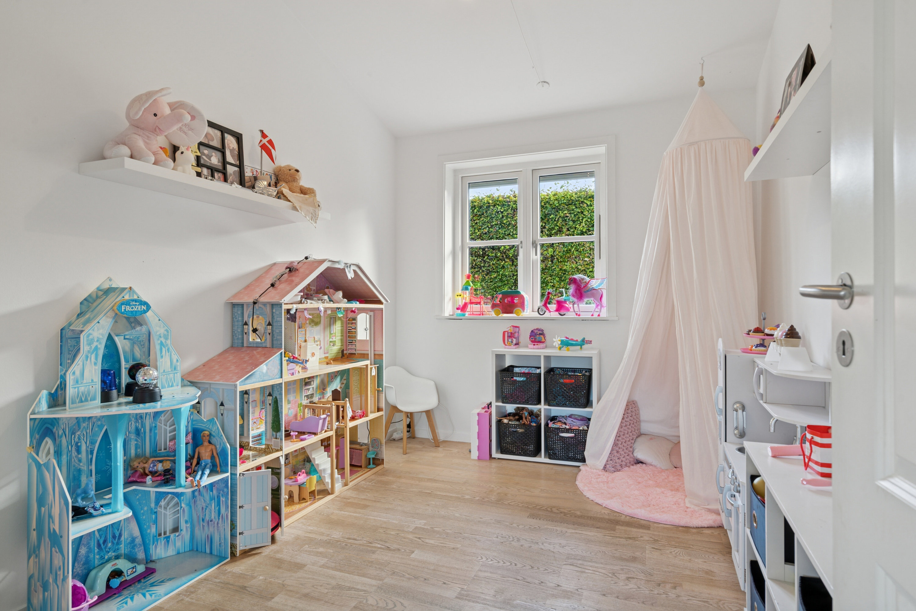 Fremhævet værelse billede i fuldskærmstilstand. Billede af Brinken 149, Mogenstrup, 4700 Næstved