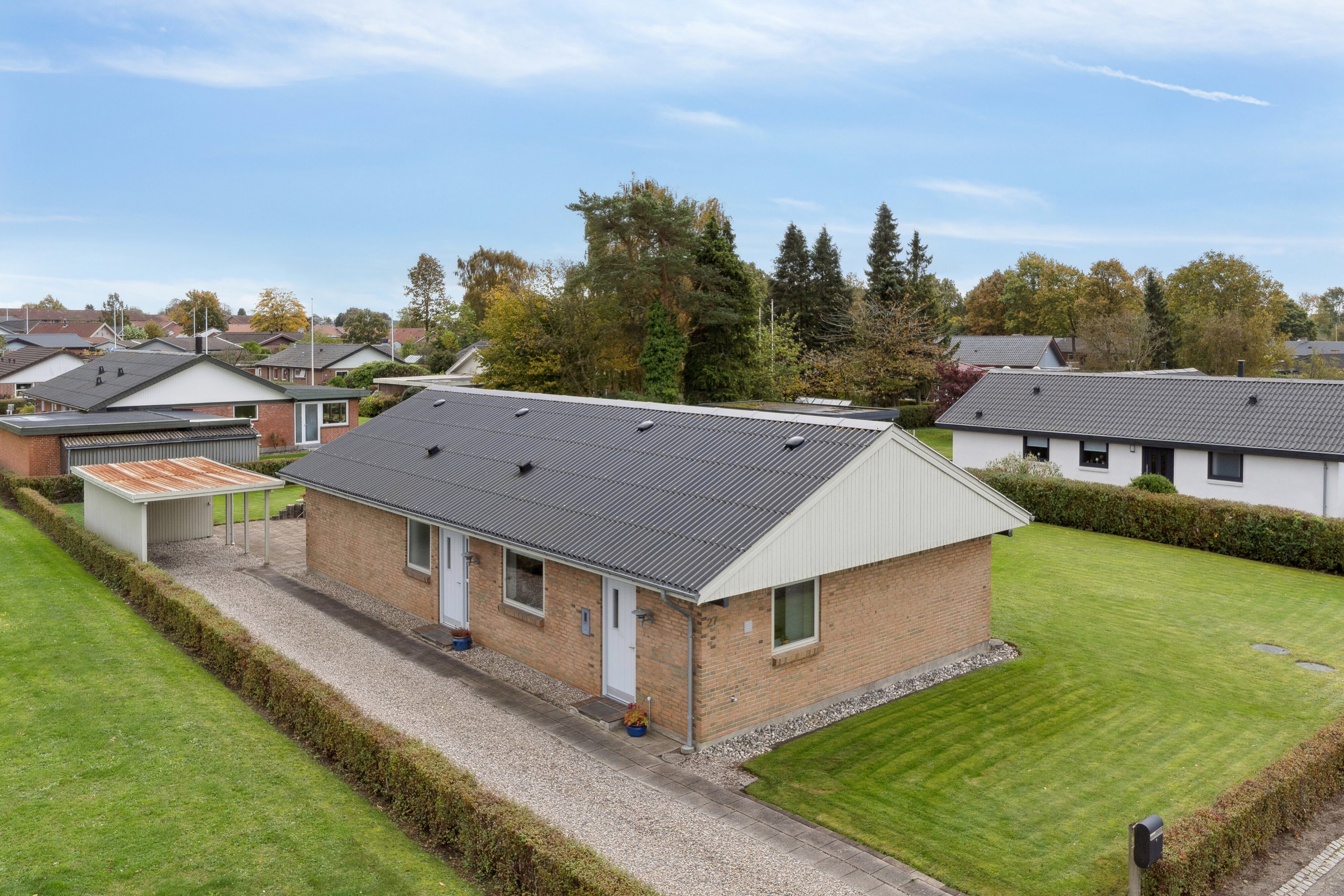 Fremhævet ejendommen set fra oven billede i fuldskærmstilstand. Billede af Nyhusvej 27, Bov, 6330 Padborg