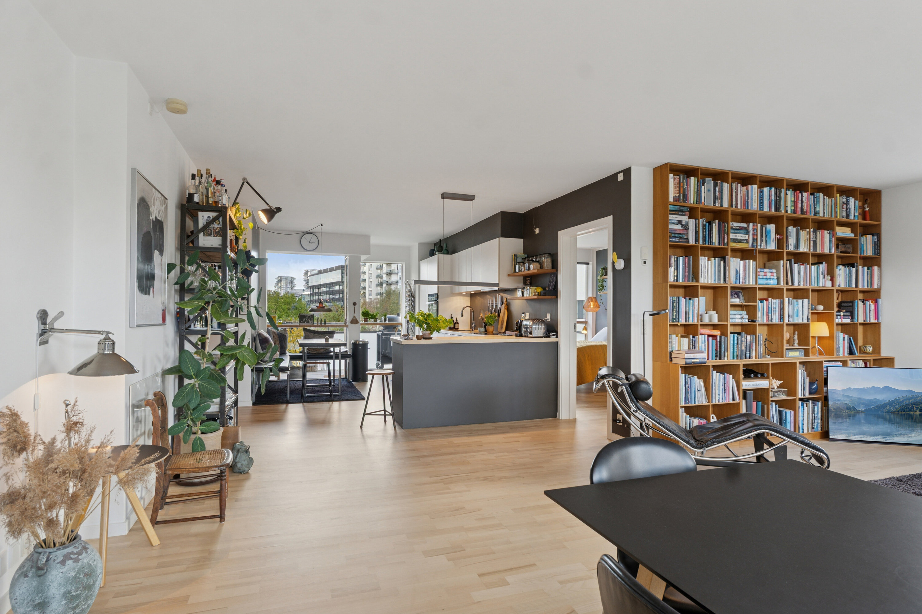 Fremhævet spisestue billede i fuldskærmstilstand. Billede af Artillerivej 112, 1. th., 2300 København S