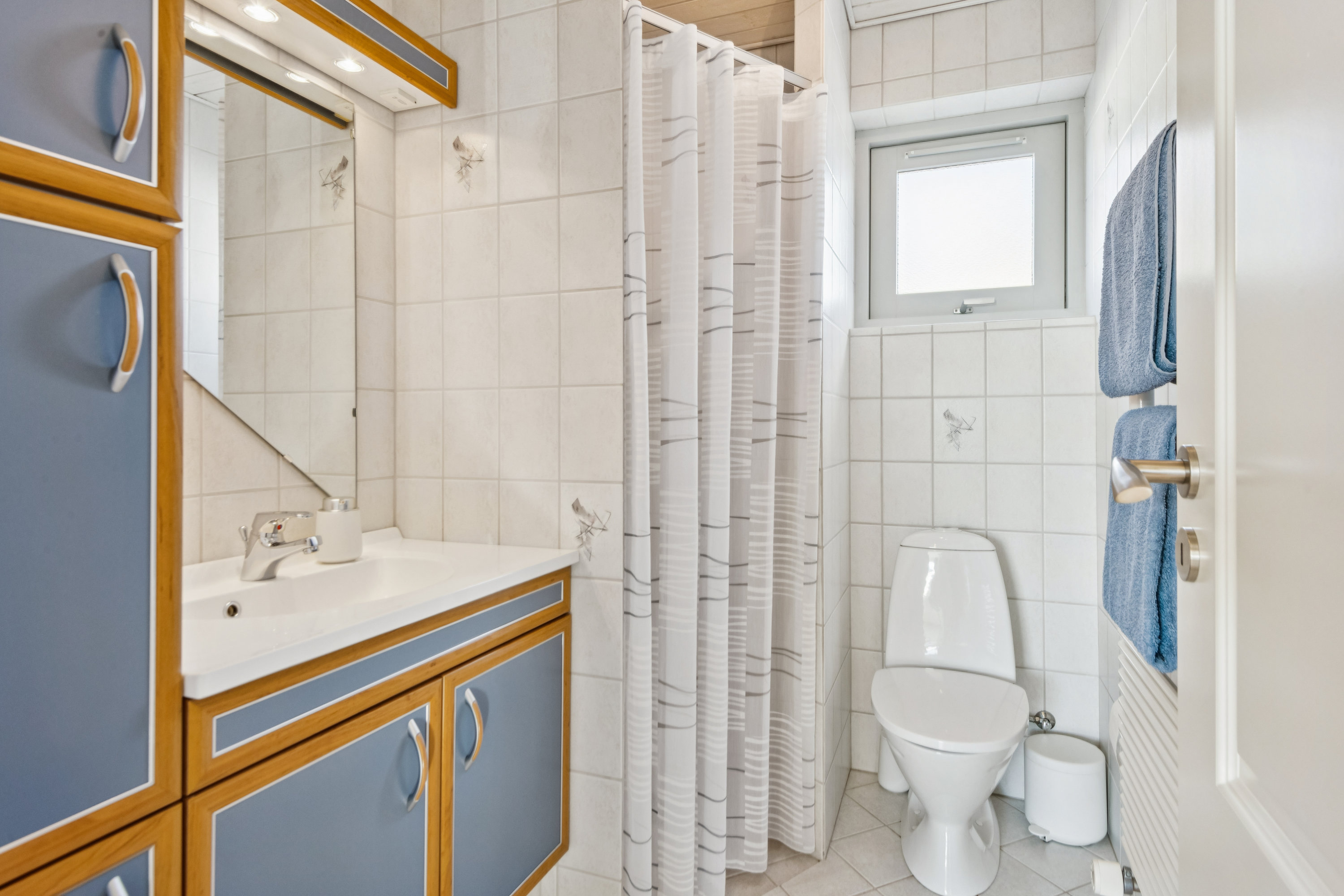 Fremhævet badeværelse billede i fuldskærmstilstand. Billede af Degnevang 11, Øster Hornum, 9530 Støvring