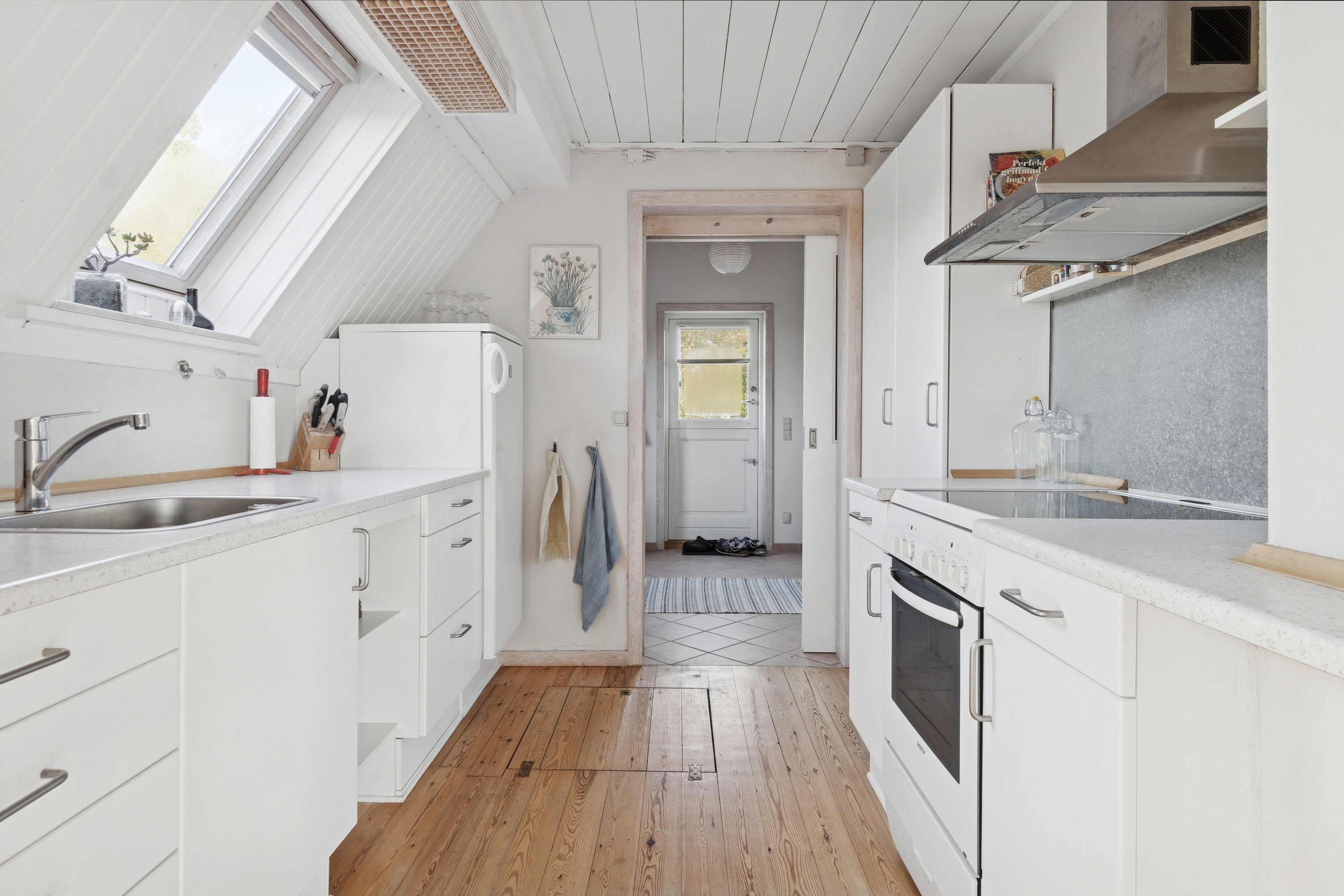 Fremhævet køkken billede i fuldskærmstilstand. Billede af Vestre Skovlyvej 69, Overby Lyng, 4583 Sjællands Odde