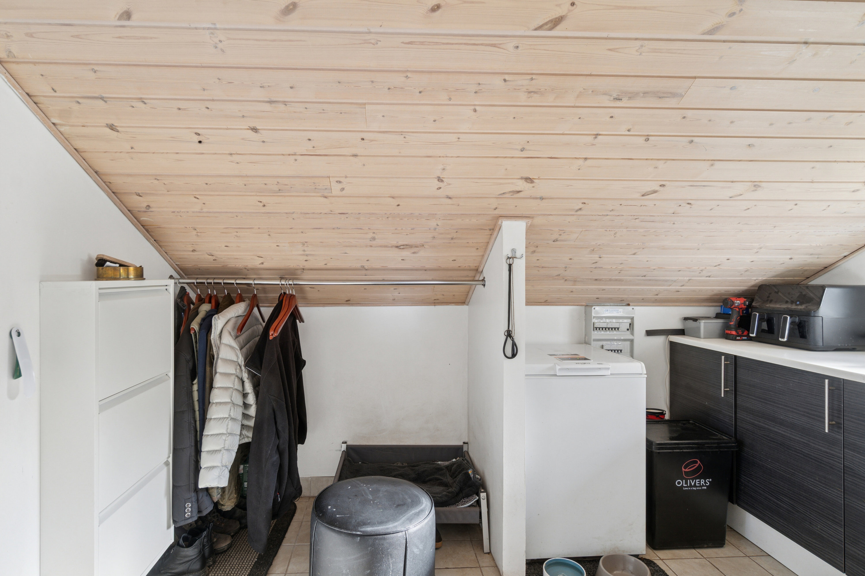 Fremhævet køkken billede i fuldskærmstilstand. Billede af Gyldenrisvej 8, Kirke Stillinge, 4200 Slagelse