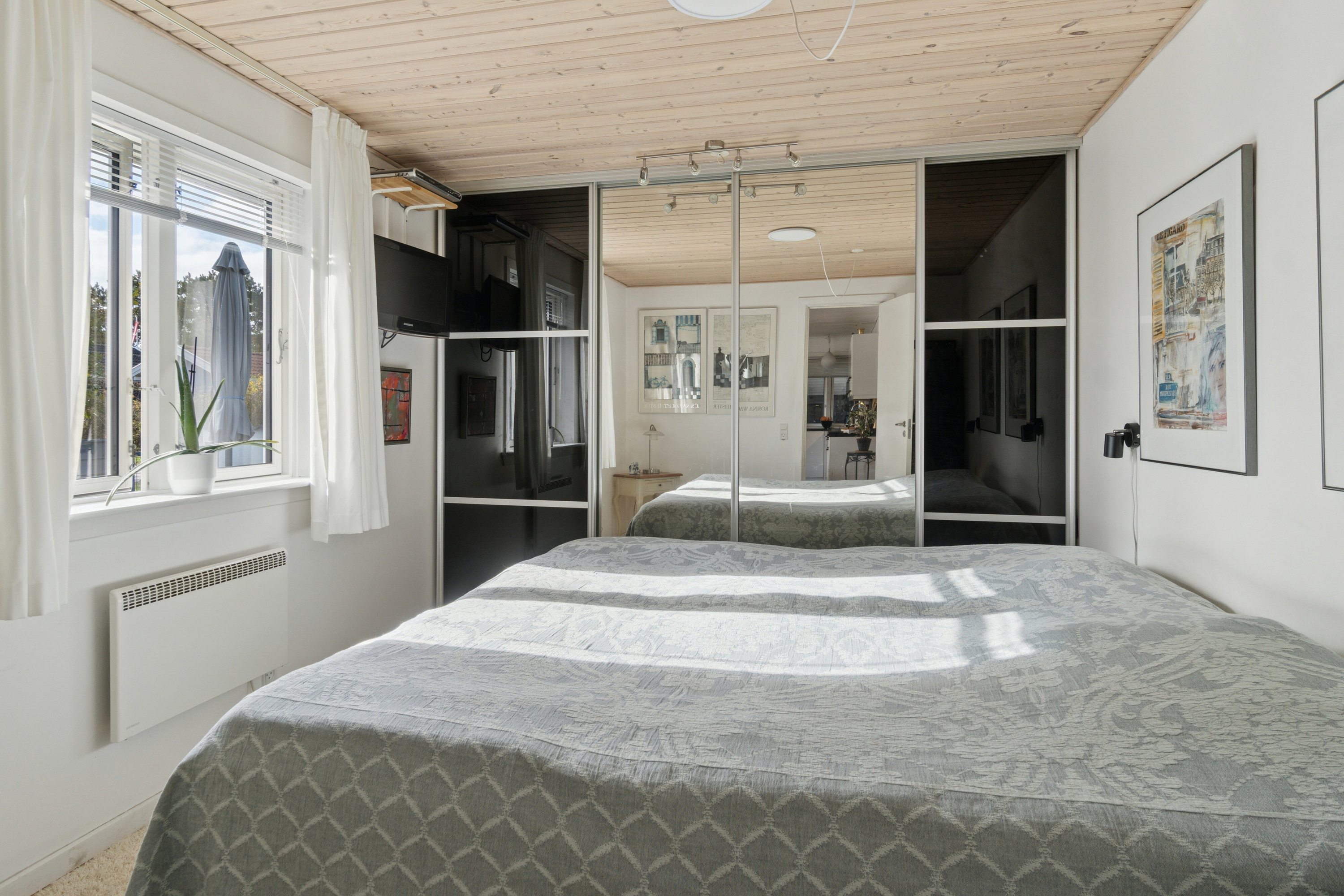 Fremhævet soveværelse billede i fuldskærmstilstand. Billede af Gyldenrisvej 8, Kirke Stillinge, 4200 Slagelse