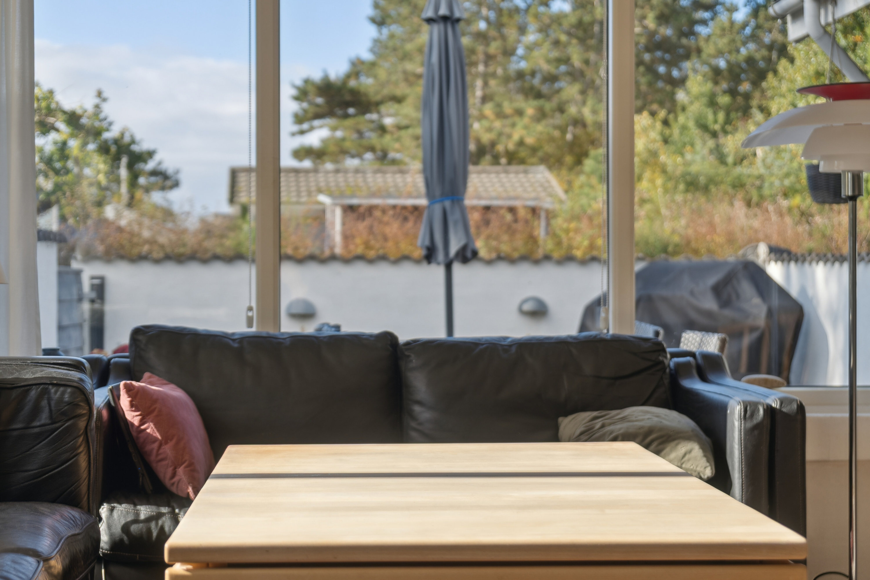 Fremhævet stue billede i fuldskærmstilstand. Billede af Gyldenrisvej 8, Kirke Stillinge, 4200 Slagelse