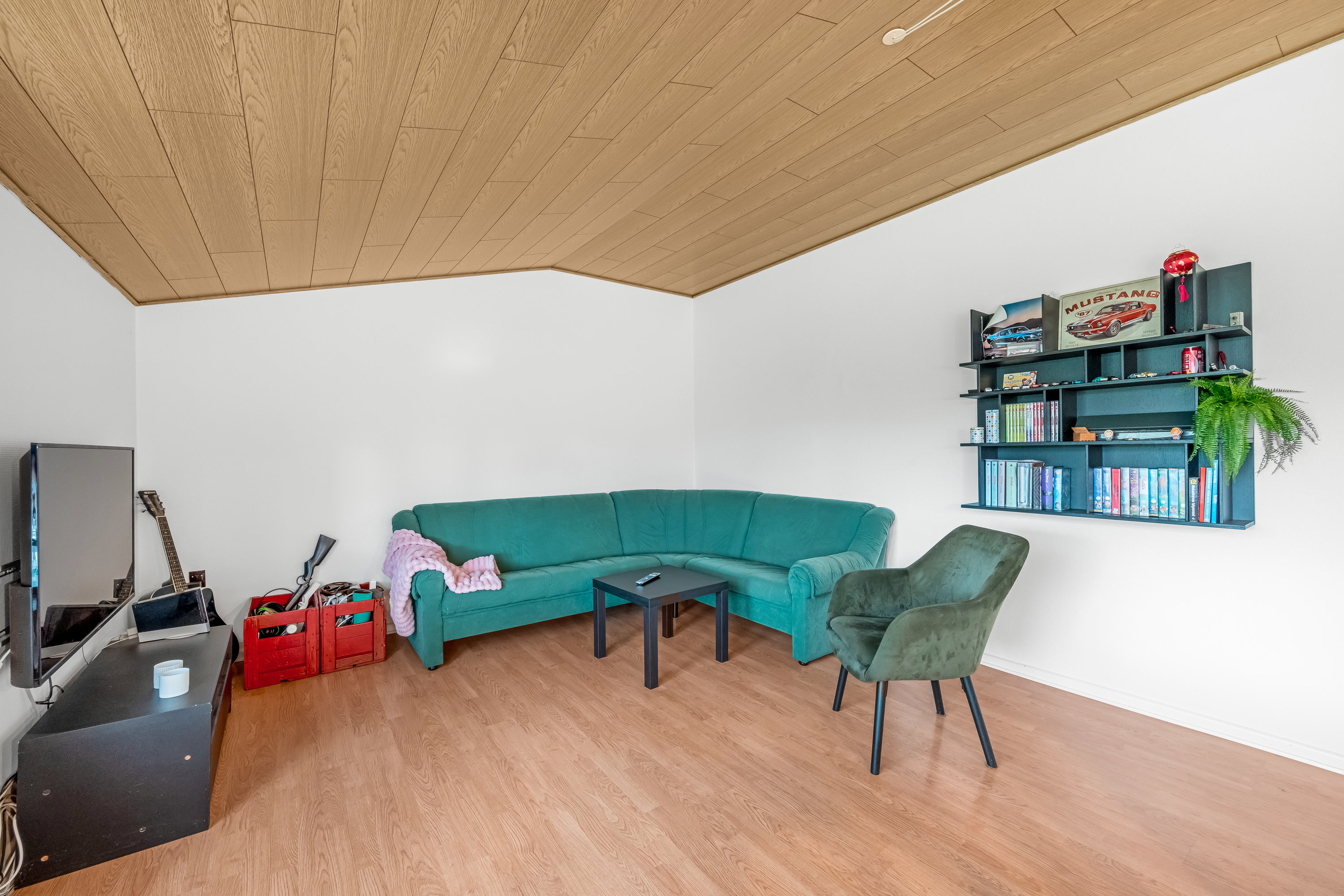 Fremhævet stue billede i fuldskærmstilstand. Billede af Baunbækvej 9, 6880 Tarm