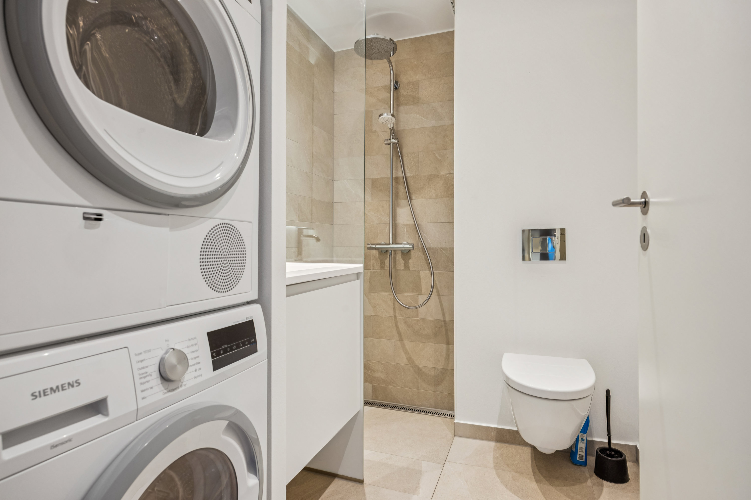 Fremhævet badeværelse billede i fuldskærmstilstand. Billede af Stigsborg Brygge 143, st.. th., 9400 Nørresundby