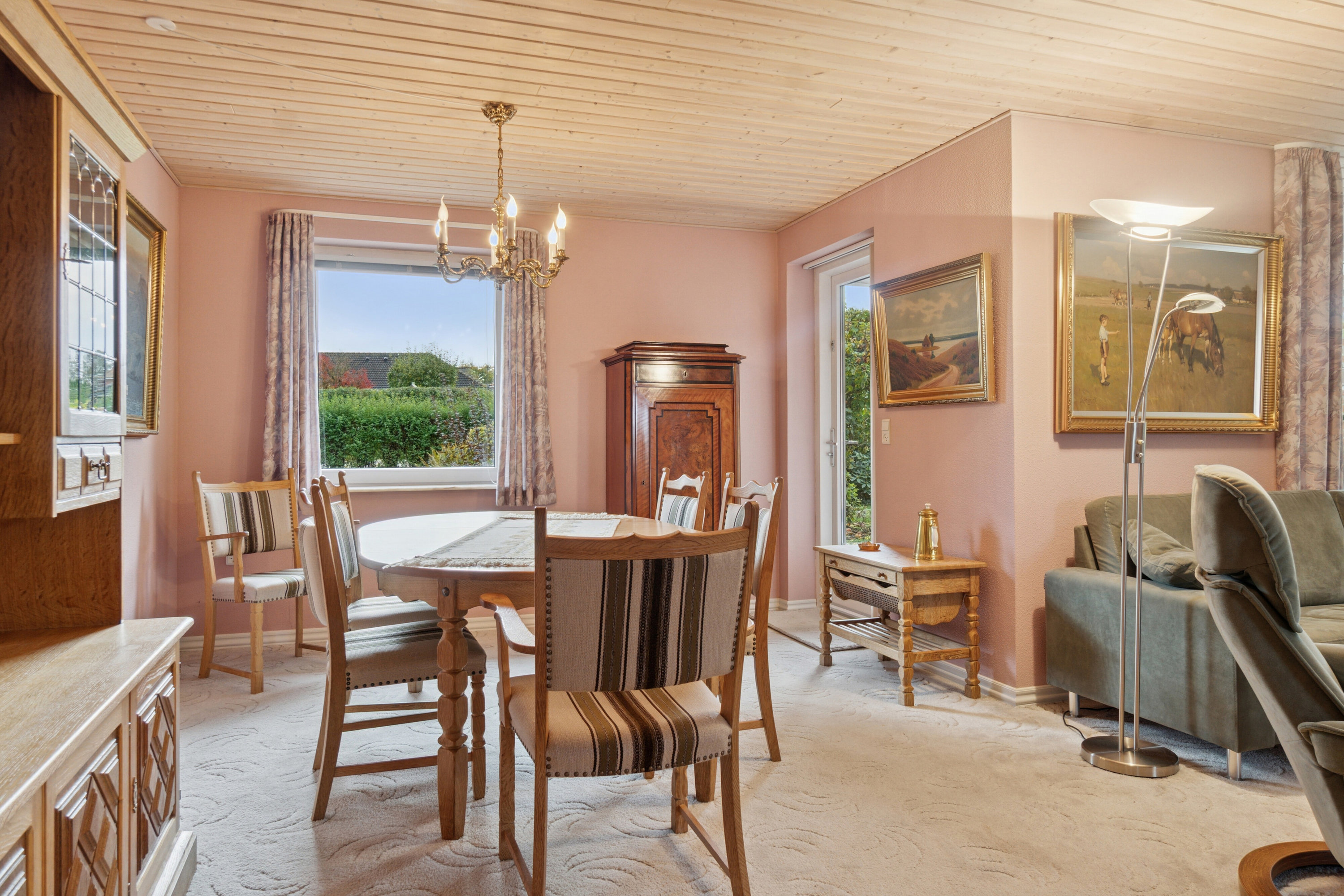 Fremhævet stue billede i fuldskærmstilstand. Billede af Stjernelunden 14, 4250 Fuglebjerg