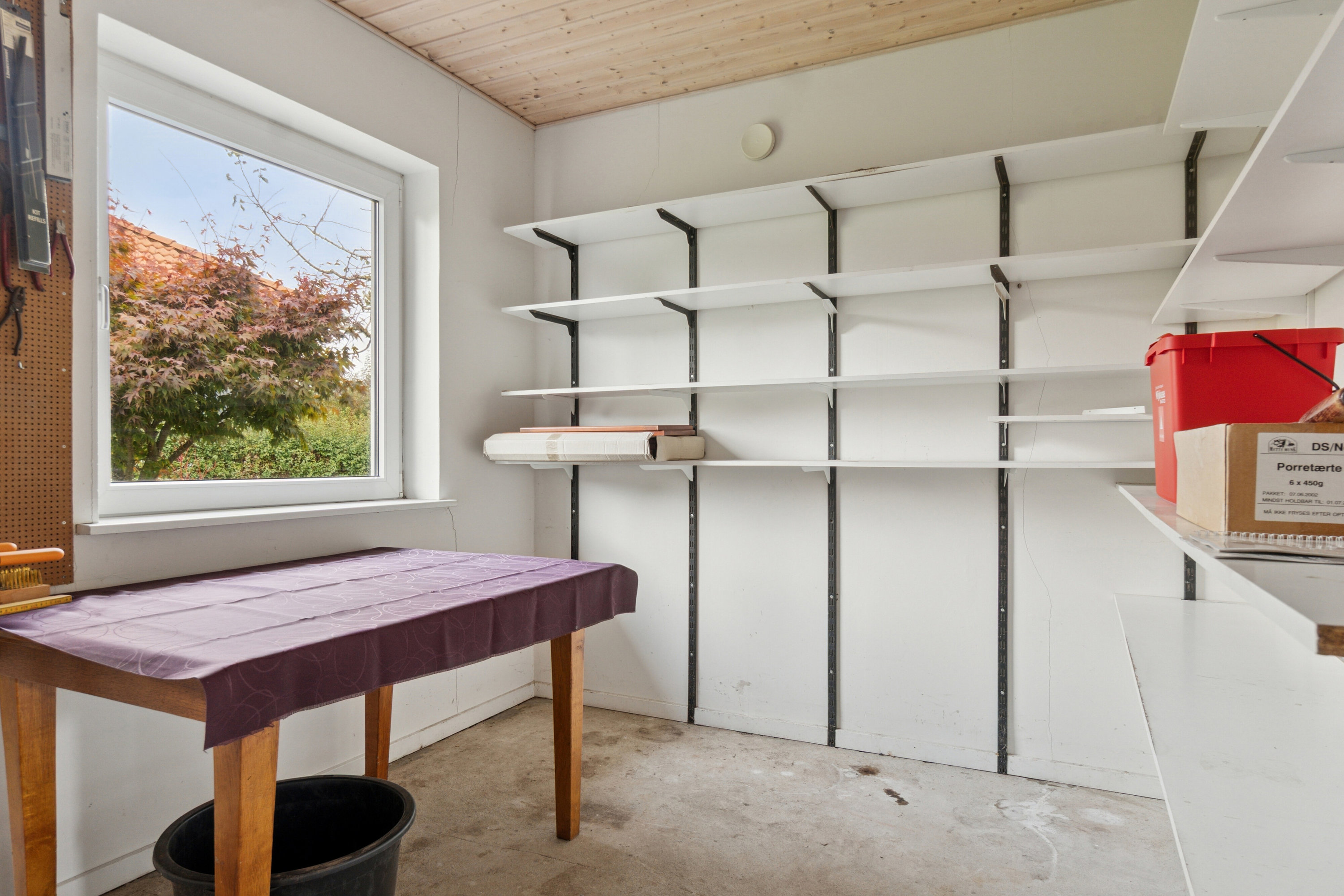 Fremhævet garage billede i fuldskærmstilstand. Billede af Stjernelunden 14, 4250 Fuglebjerg