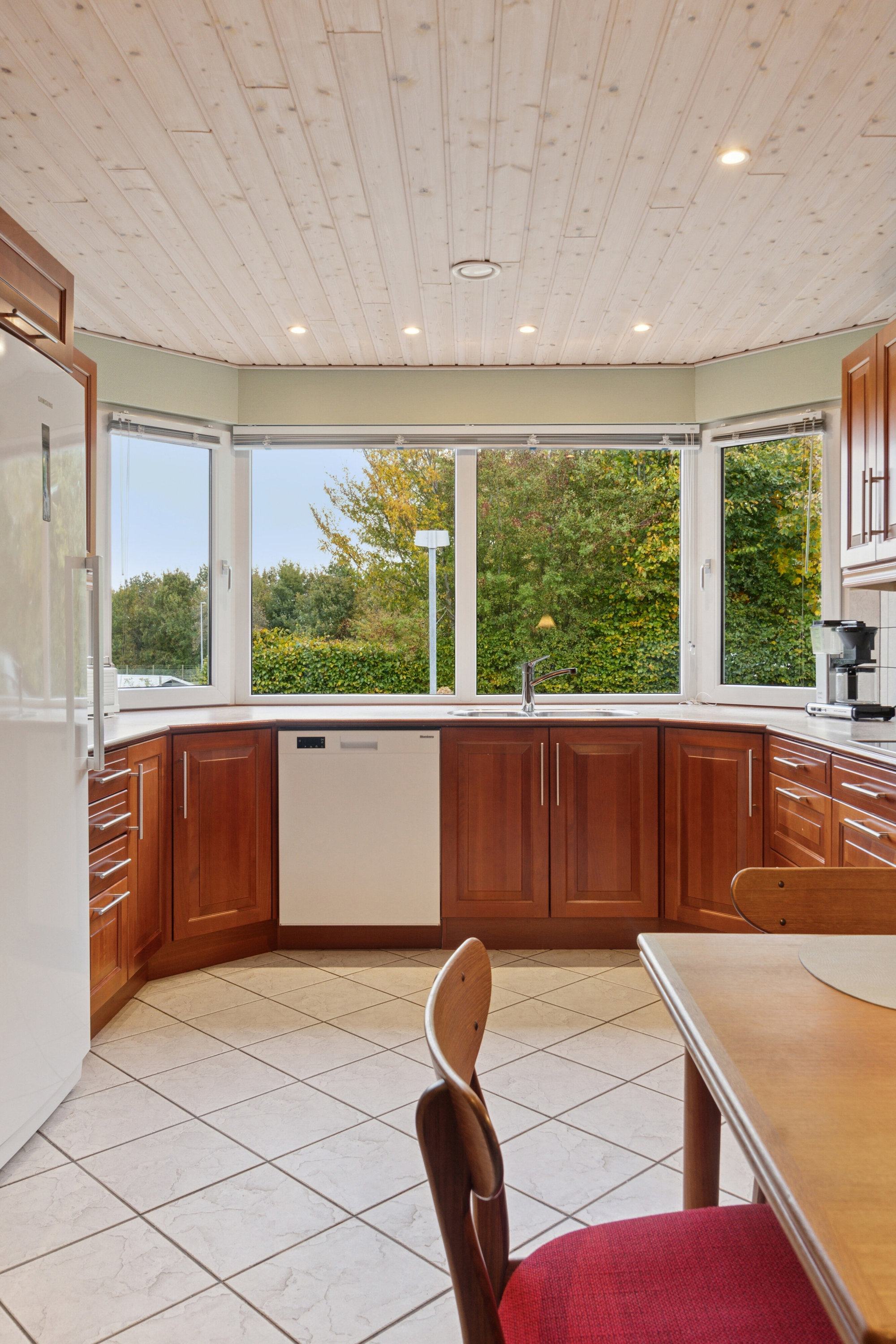 Fremhævet køkken billede i fuldskærmstilstand. Billede af Stjernelunden 14, 4250 Fuglebjerg