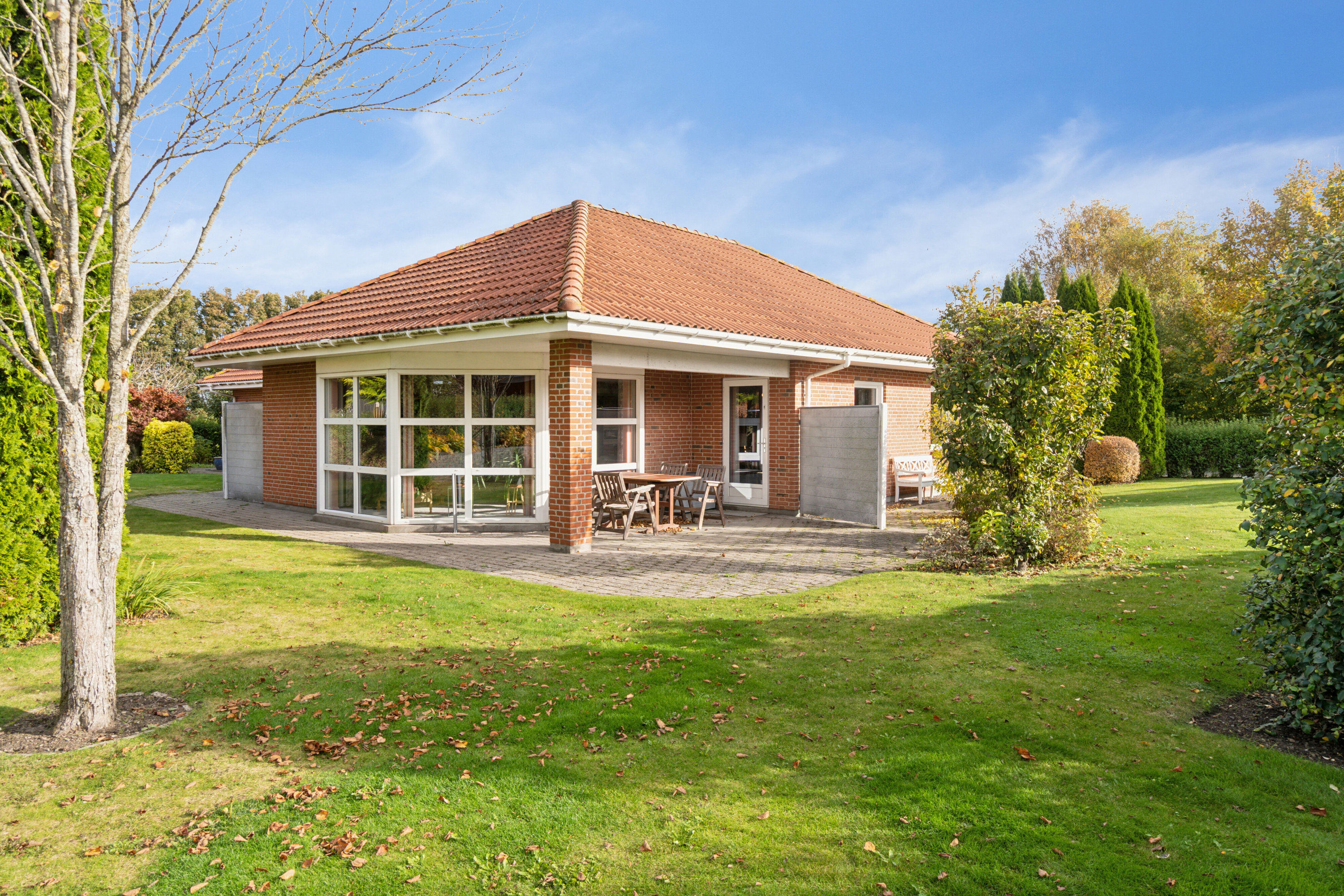 Fremhævet set fra haven billede i fuldskærmstilstand. Billede af Stjernelunden 14, 4250 Fuglebjerg