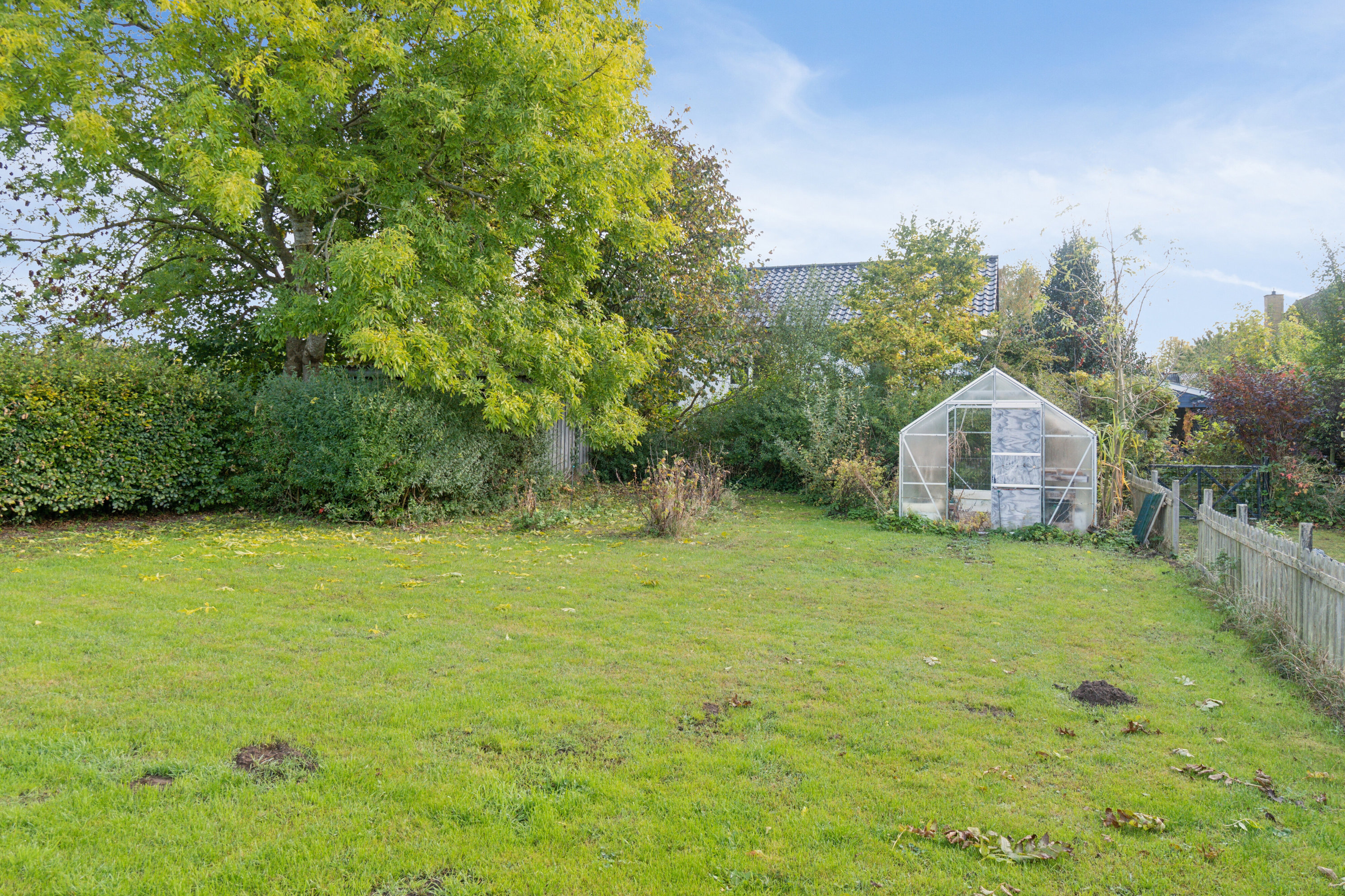 Fremhævet set fra haven billede i fuldskærmstilstand. Billede af Sorøvej 372, Ganges Bro, 4700 Næstved