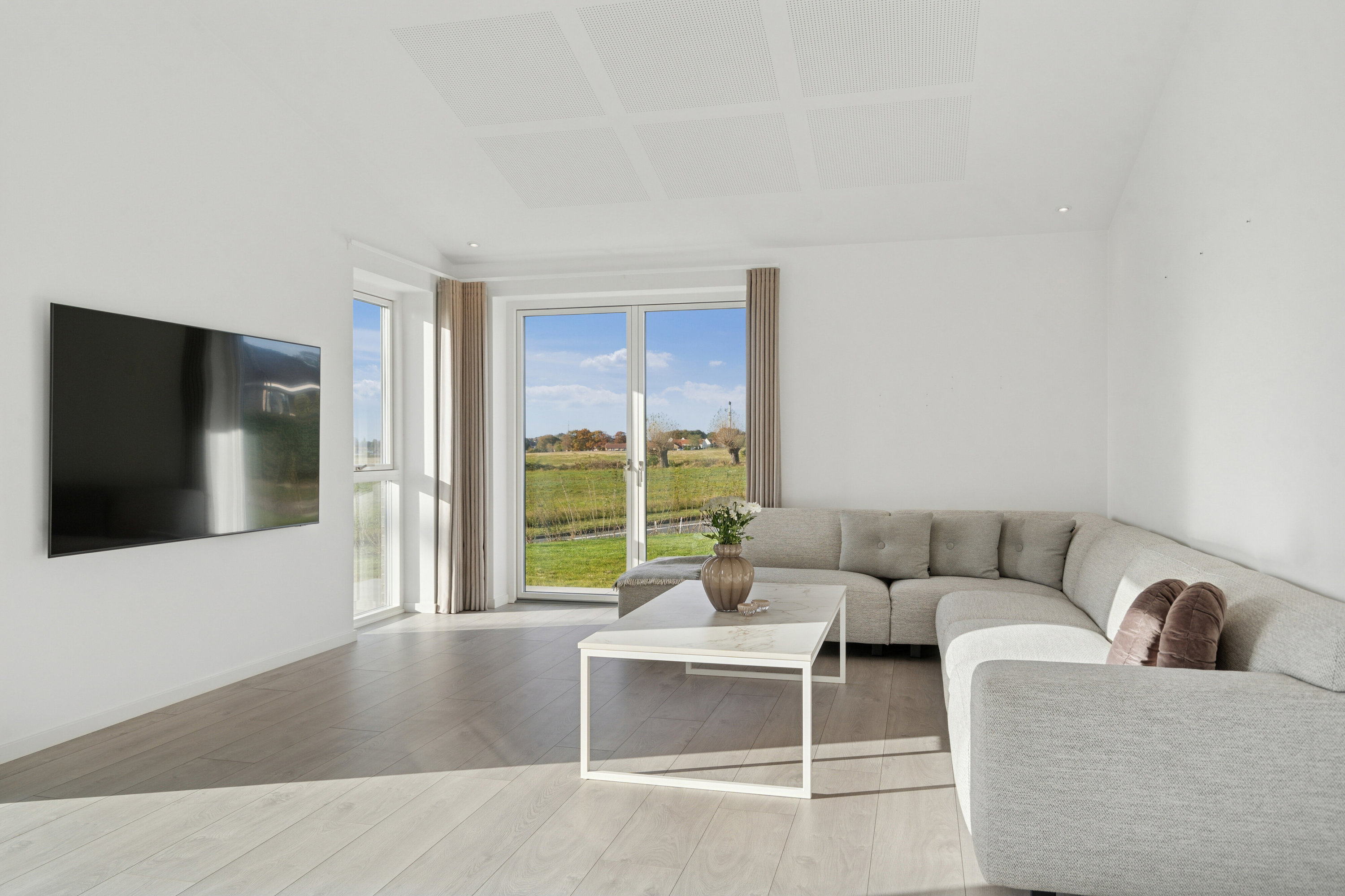 Fremhævet stue billede i fuldskærmstilstand. Billede af Krabbegårdsvej 46, 5330 Munkebo