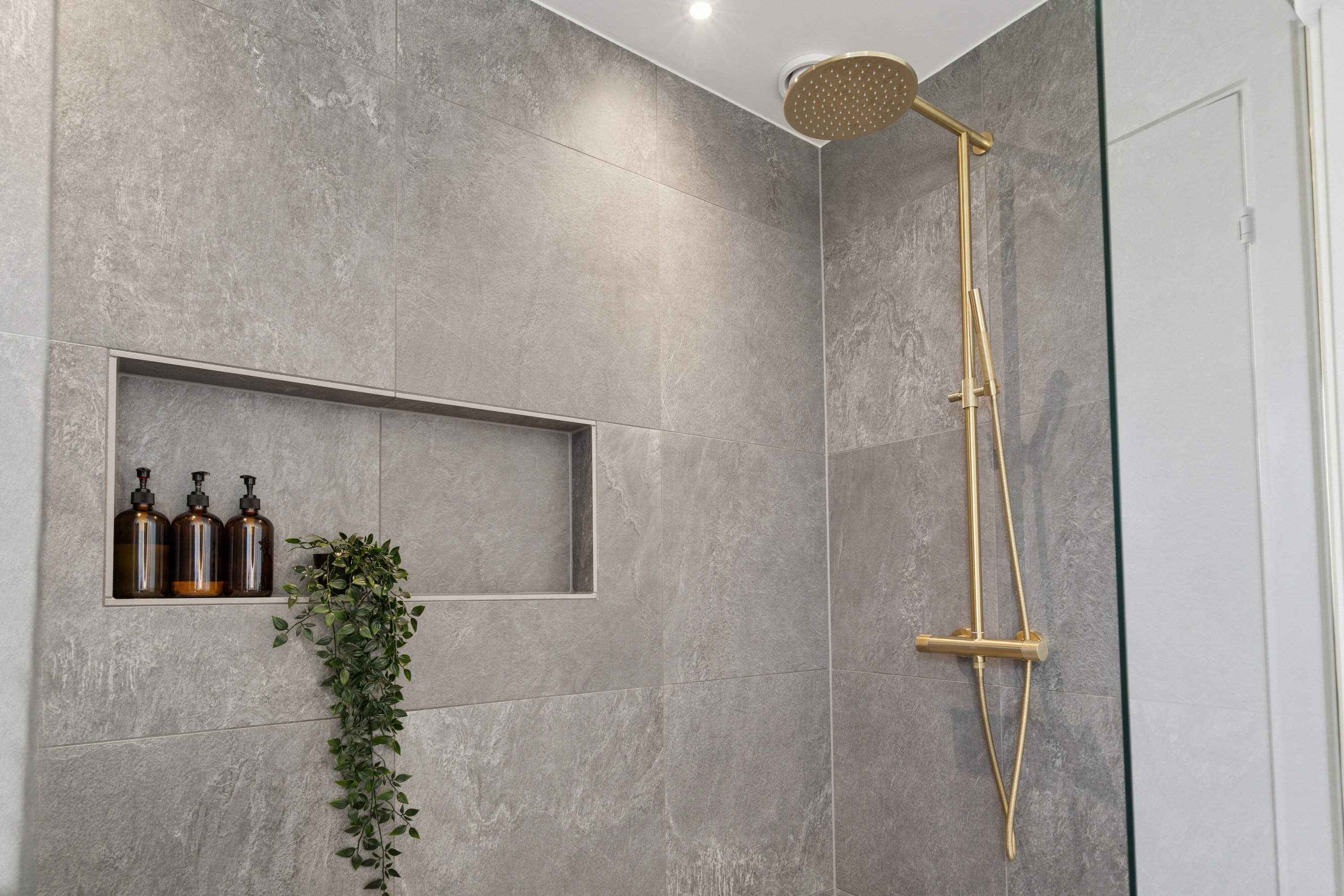 Fremhævet badeværelse billede i fuldskærmstilstand. Billede af Krabbegårdsvej 46, 5330 Munkebo