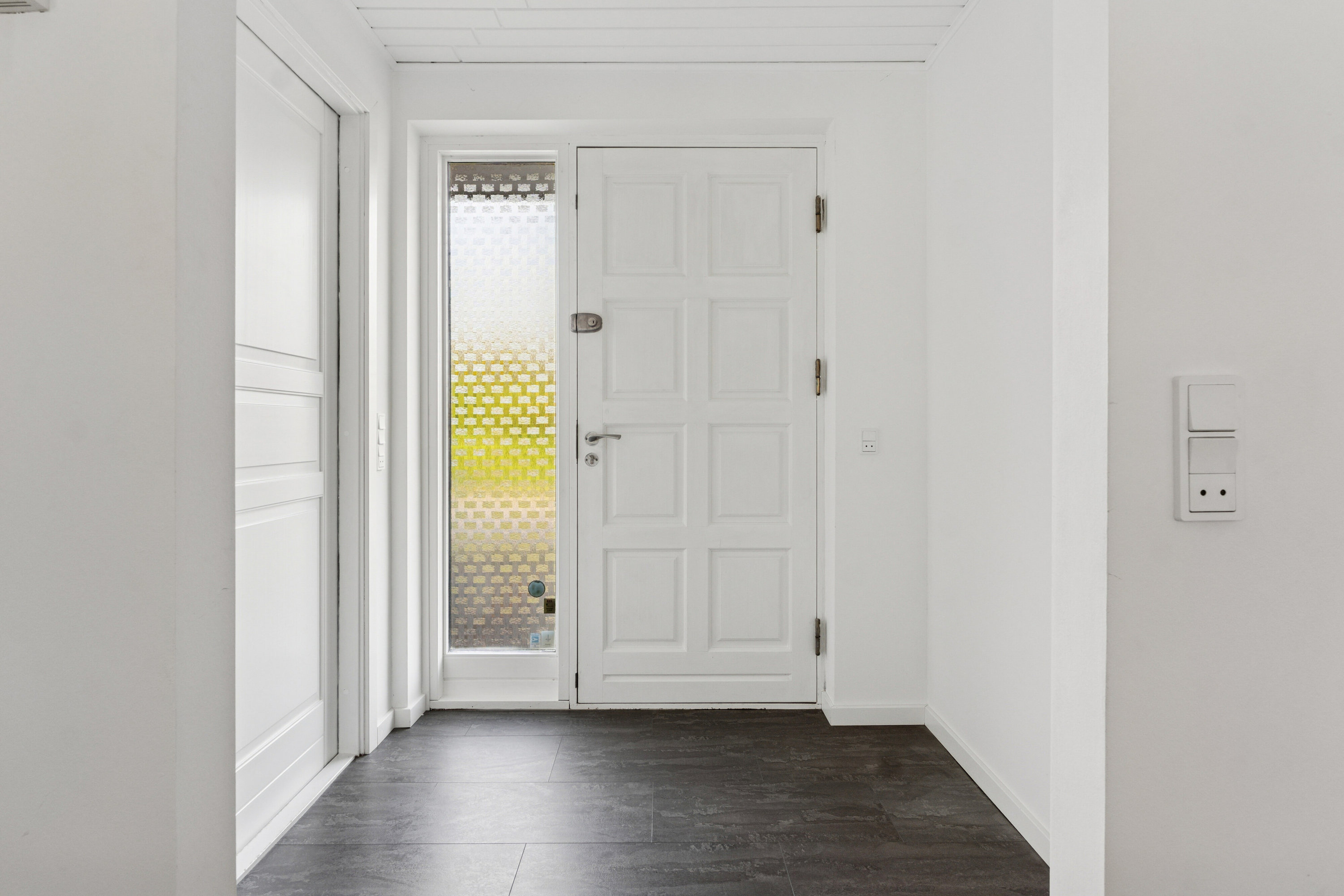 Fremhævet gang billede i fuldskærmstilstand. Billede af Dalbovej 11, Dalby, 4690 Haslev