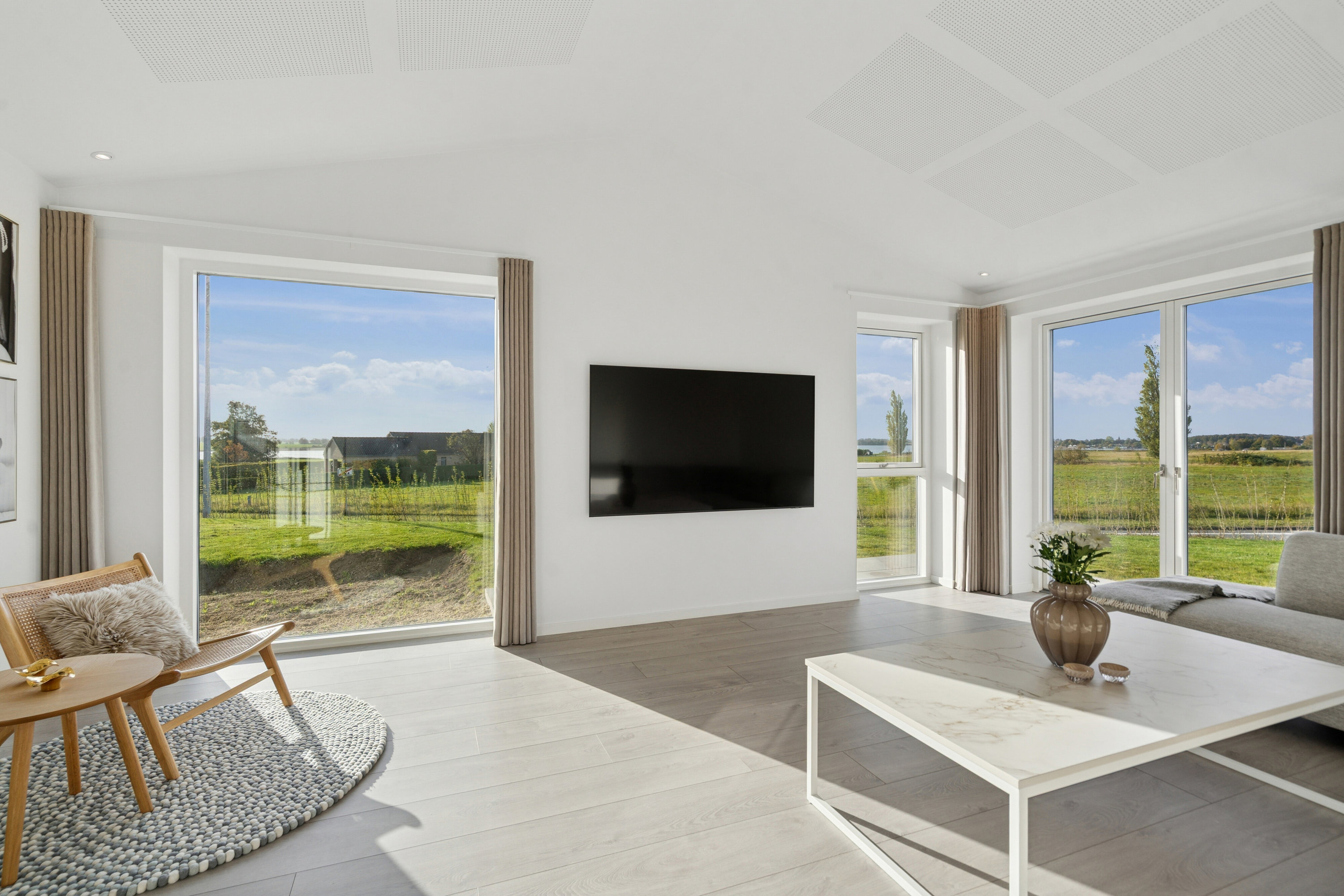 Fremhævet stue billede i fuldskærmstilstand. Billede af Krabbegårdsvej 46, 5330 Munkebo