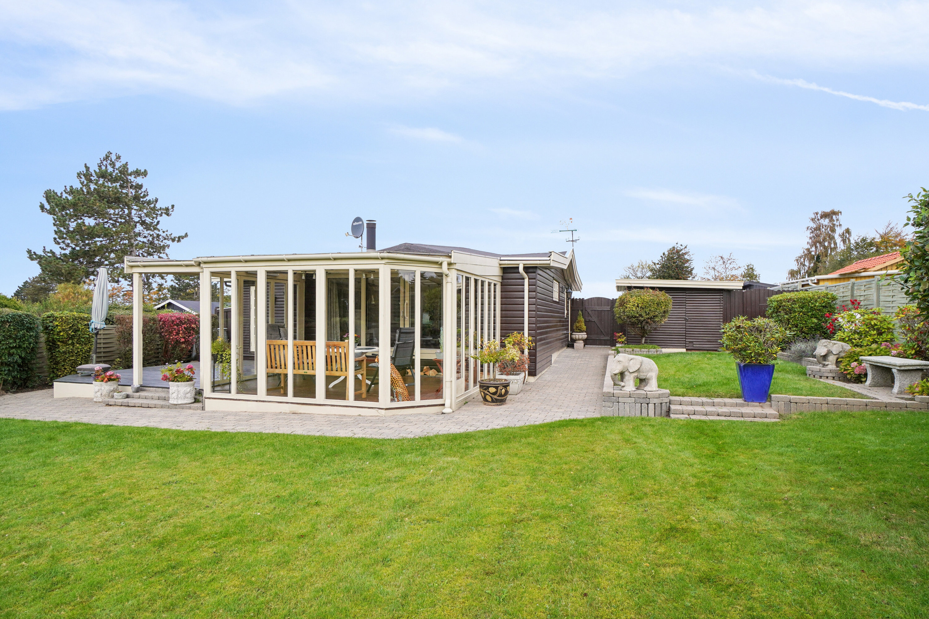 Fremhævet set fra haven billede i fuldskærmstilstand. Billede af Skovbirkvej 9, Ølsted Nordstrand, 3310 Ølsted