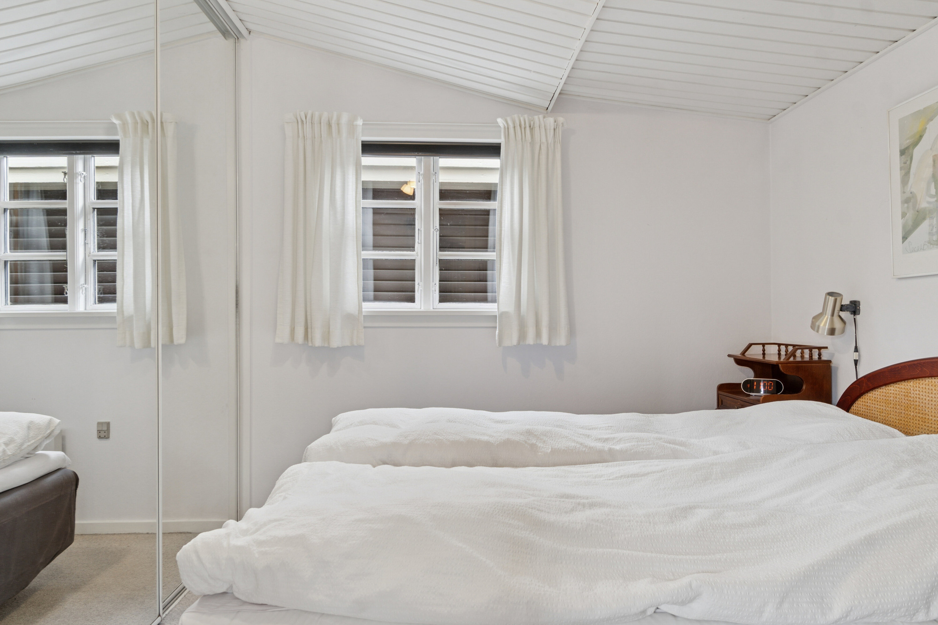 Fremhævet soveværelse billede i fuldskærmstilstand. Billede af Skovbirkvej 9, Ølsted Nordstrand, 3310 Ølsted