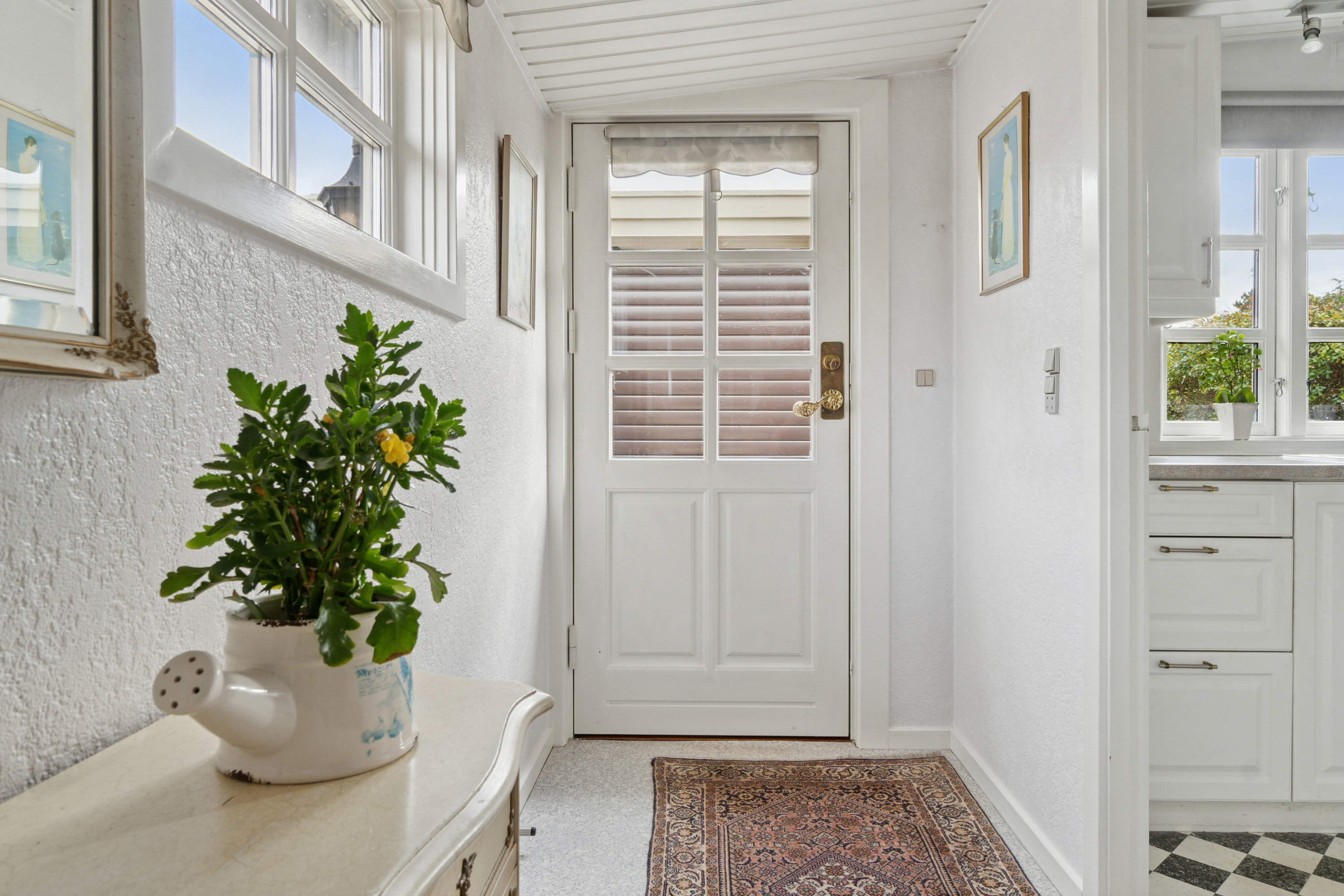 Fremhævet entré billede i fuldskærmstilstand. Billede af Skovbirkvej 9, Ølsted Nordstrand, 3310 Ølsted