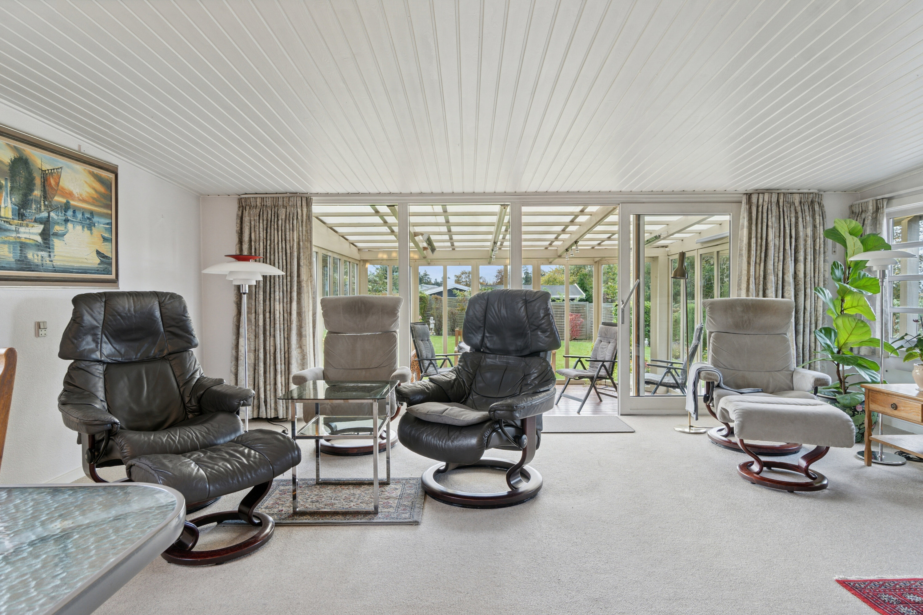 Fremhævet stue billede i fuldskærmstilstand. Billede af Skovbirkvej 9, Ølsted Nordstrand, 3310 Ølsted