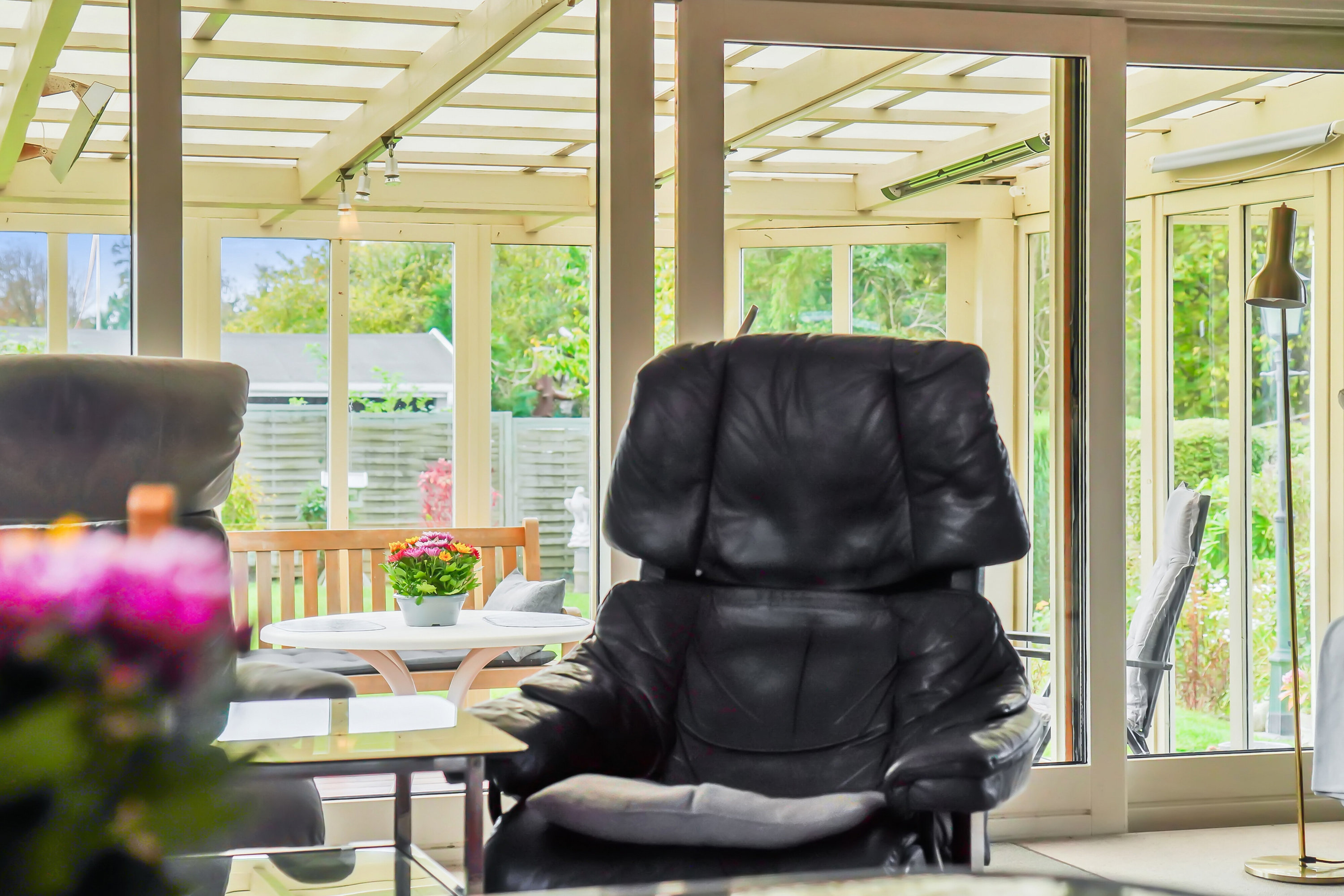 Fremhævet stue billede i fuldskærmstilstand. Billede af Skovbirkvej 9, Ølsted Nordstrand, 3310 Ølsted