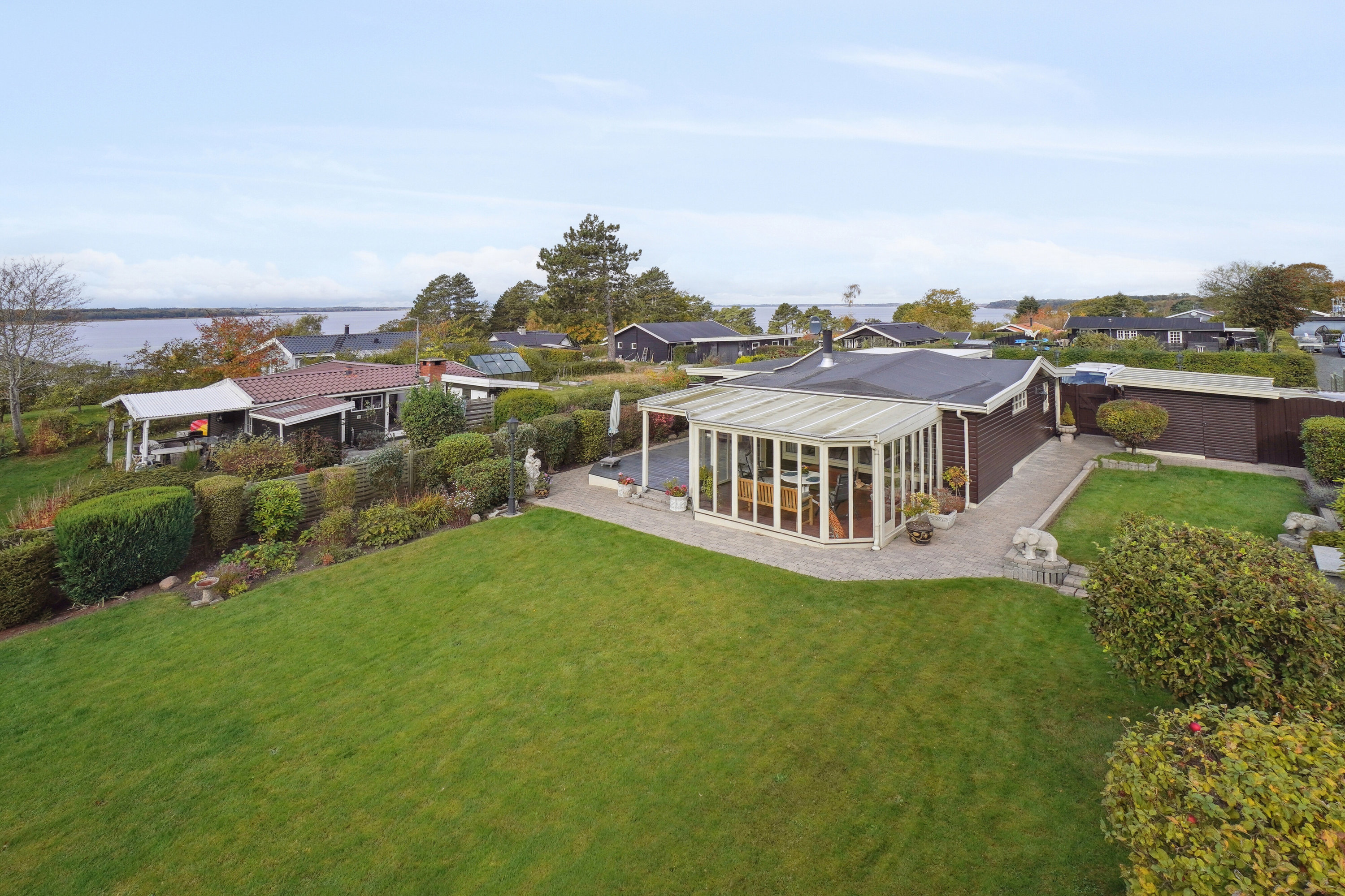 Fremhævet set fra haven billede i fuldskærmstilstand. Billede af Skovbirkvej 9, Ølsted Nordstrand, 3310 Ølsted