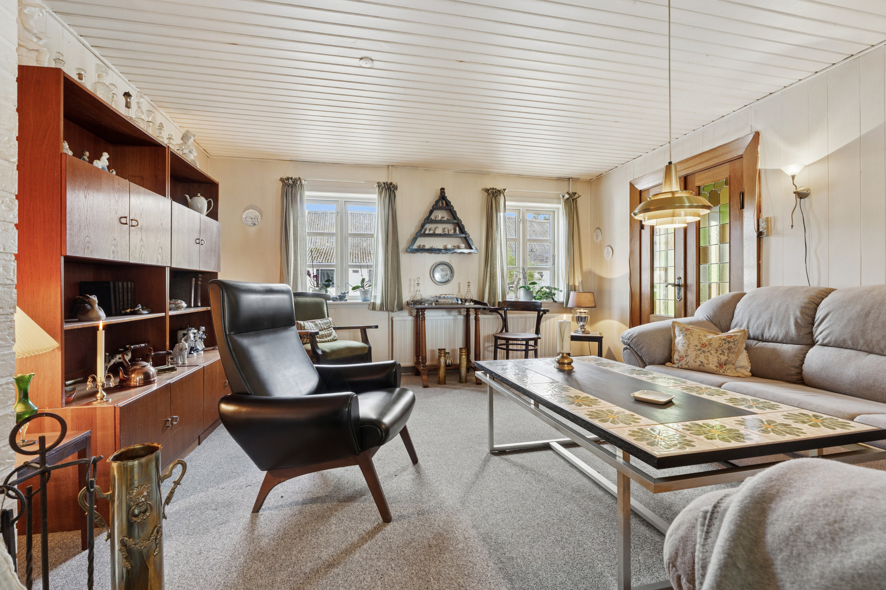 Fremhævet stue billede i fuldskærmstilstand. Billede af Ristingevej 75, Hesselbjerg, 5932 Humble