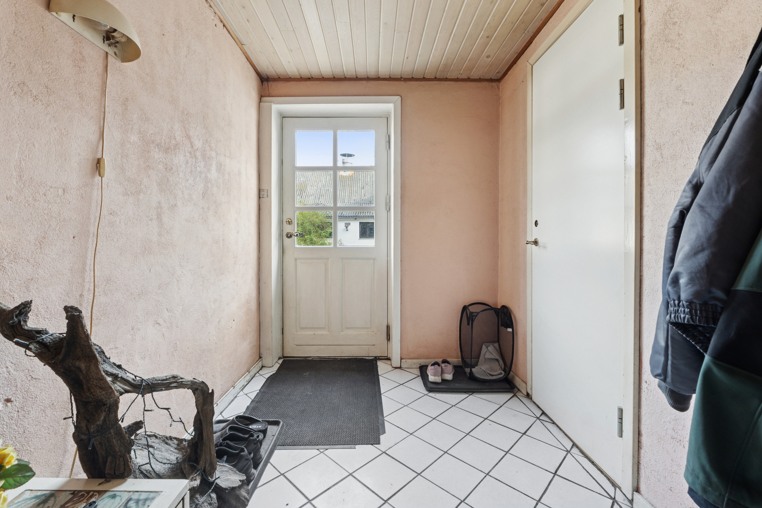 Fremhævet gang billede i fuldskærmstilstand. Billede af Ristingevej 75, Hesselbjerg, 5932 Humble