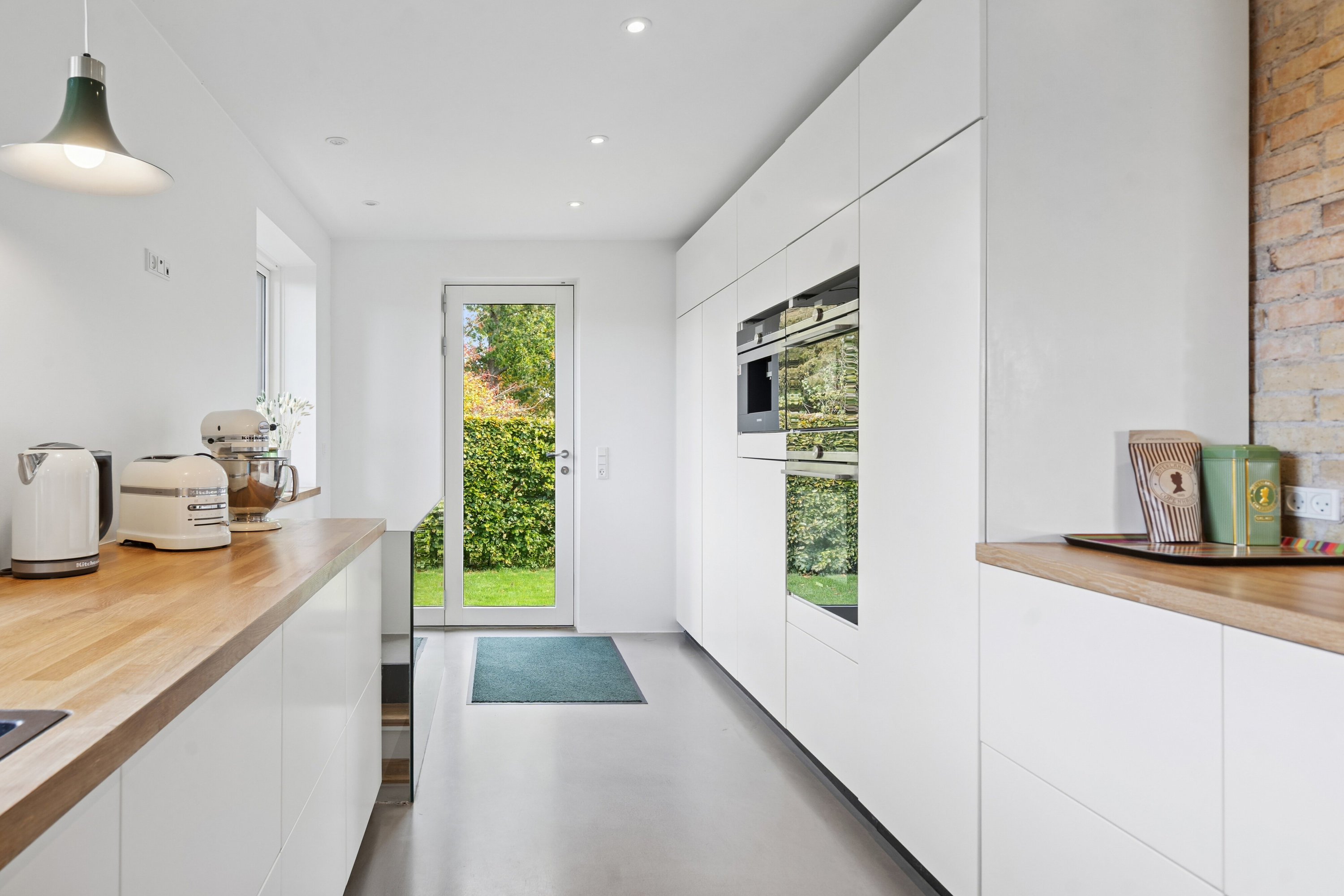 Fremhævet køkken billede i fuldskærmstilstand. Billede af Søvangsvej 15, Revninge, 5300 Kerteminde