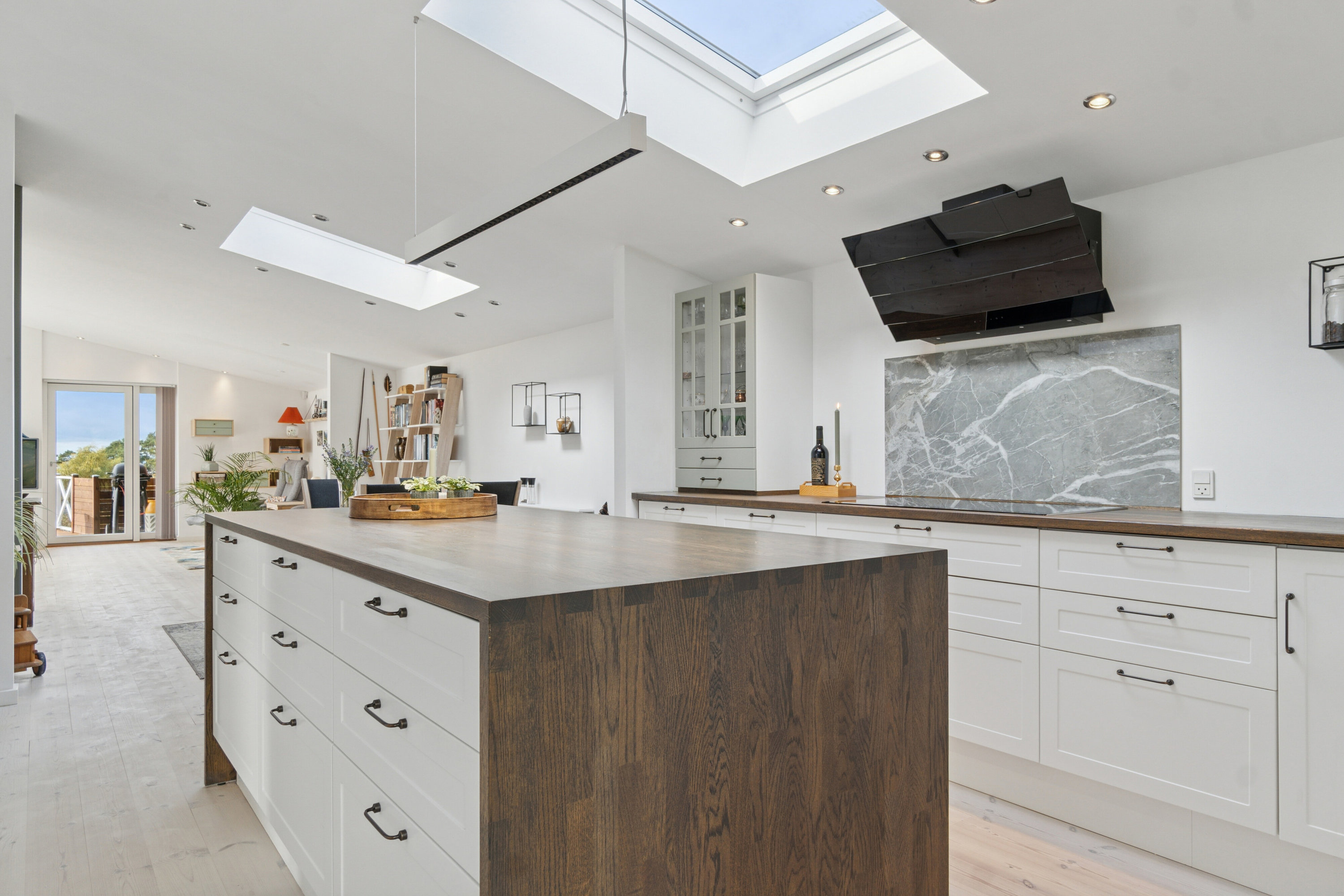 Fremhævet køkken billede i fuldskærmstilstand. Billede af Spurvebakken 5, Kregme, 3300 Frederiksværk