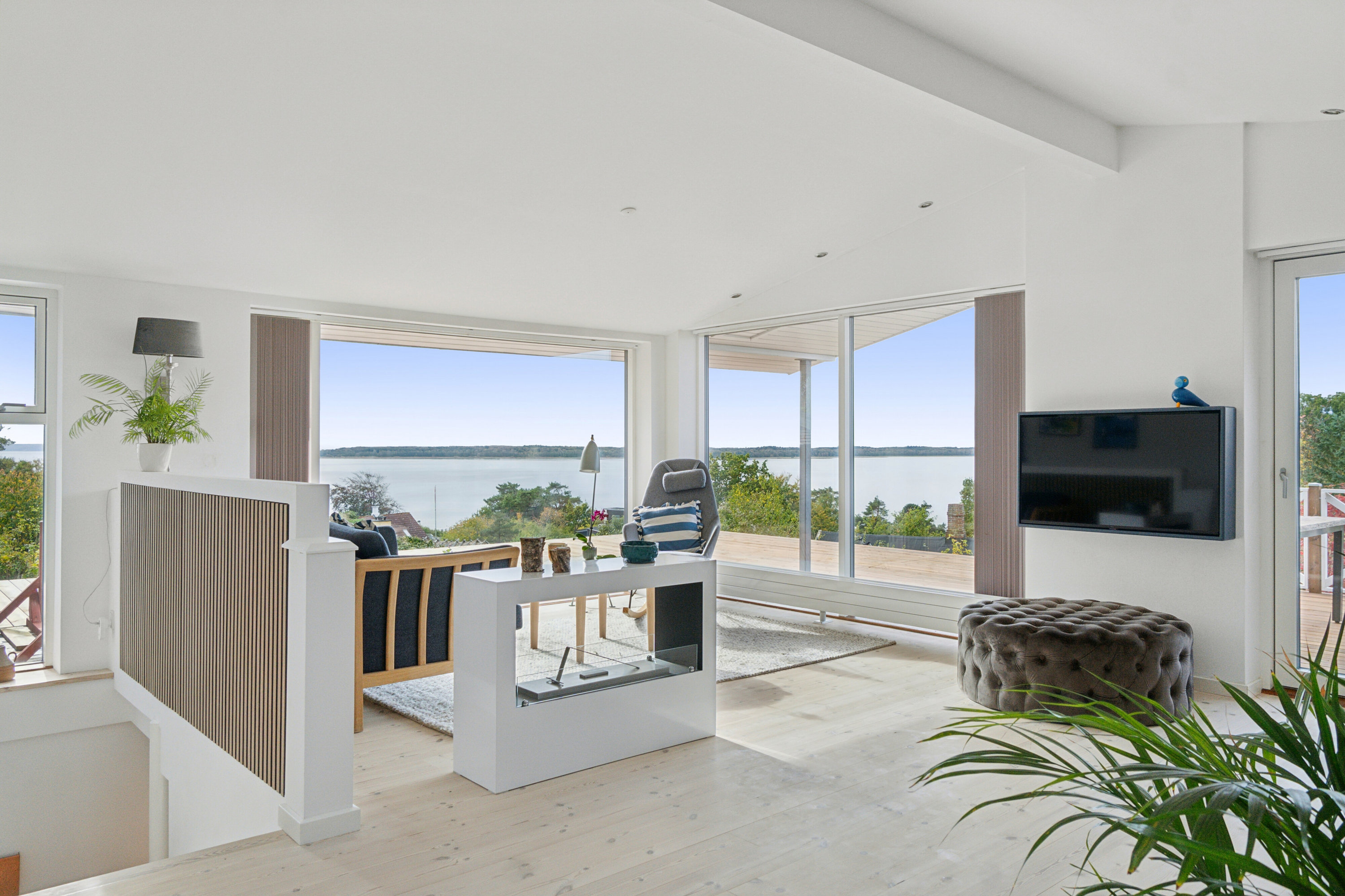 Fremhævet stue billede i fuldskærmstilstand. Billede af Spurvebakken 5, Kregme, 3300 Frederiksværk