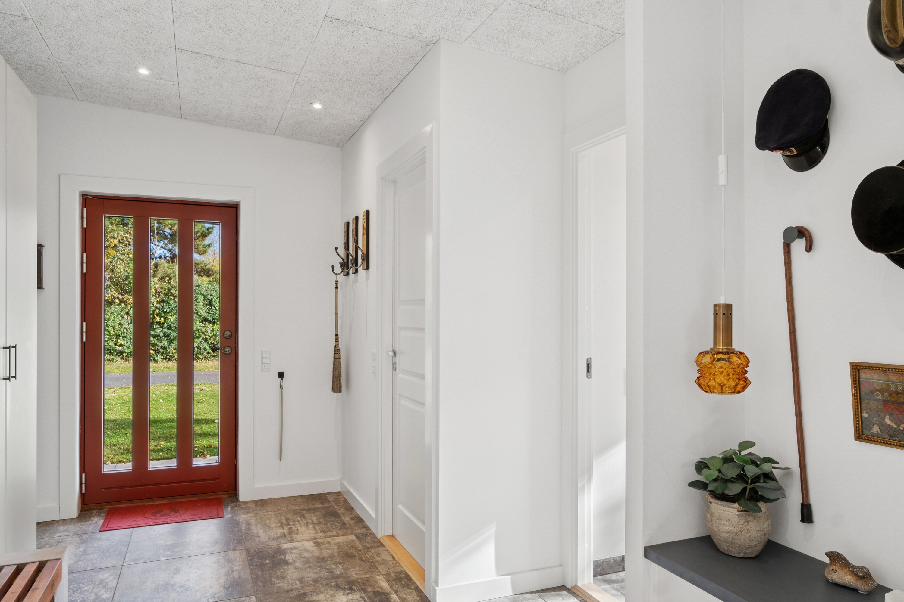 Fremhævet entré billede i fuldskærmstilstand. Billede af Spurvebakken 5, Kregme, 3300 Frederiksværk