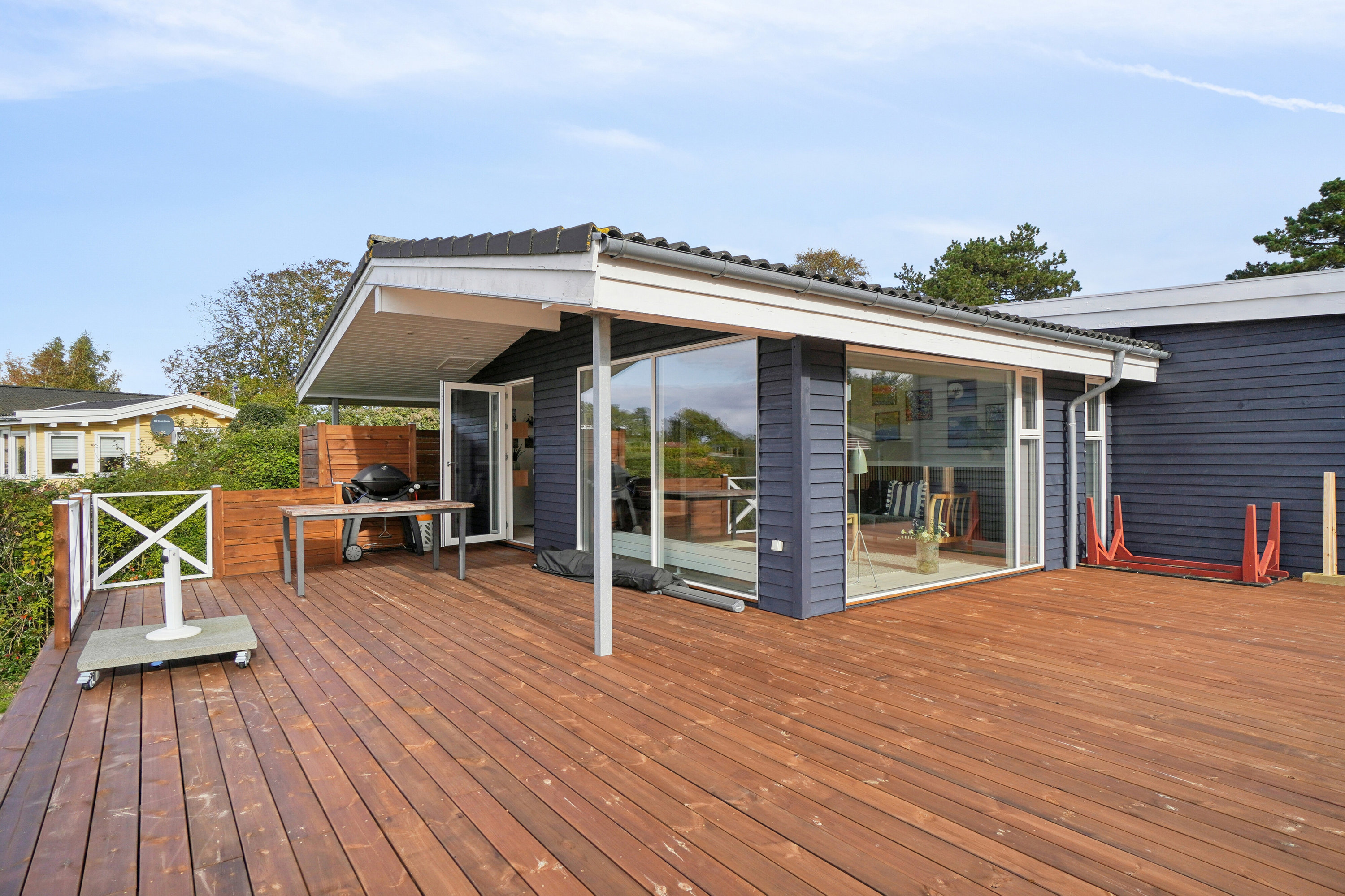 Fremhævet terrasse billede i fuldskærmstilstand. Billede af Spurvebakken 5, Kregme, 3300 Frederiksværk