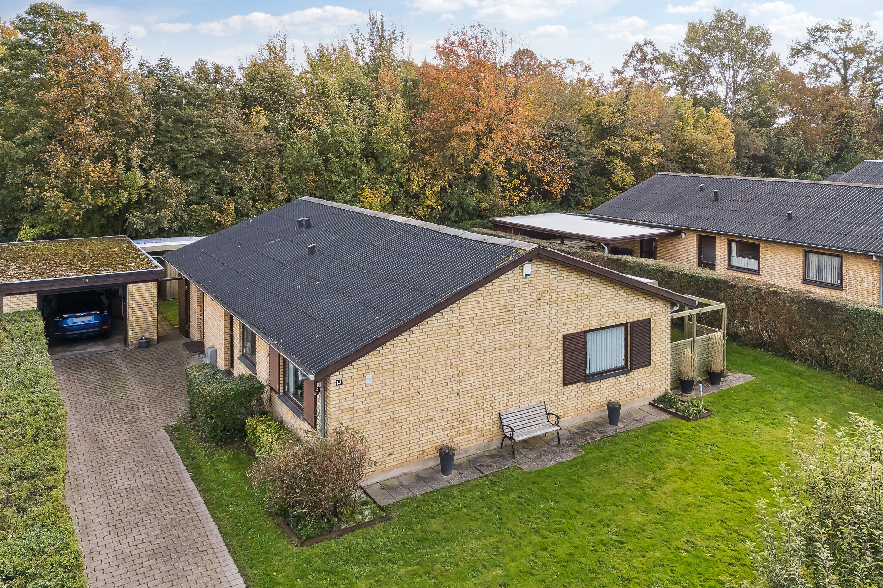 Fremhævet set fra vejen billede i fuldskærmstilstand. Billede af Fru Ingesvej 14, 4400 Kalundborg