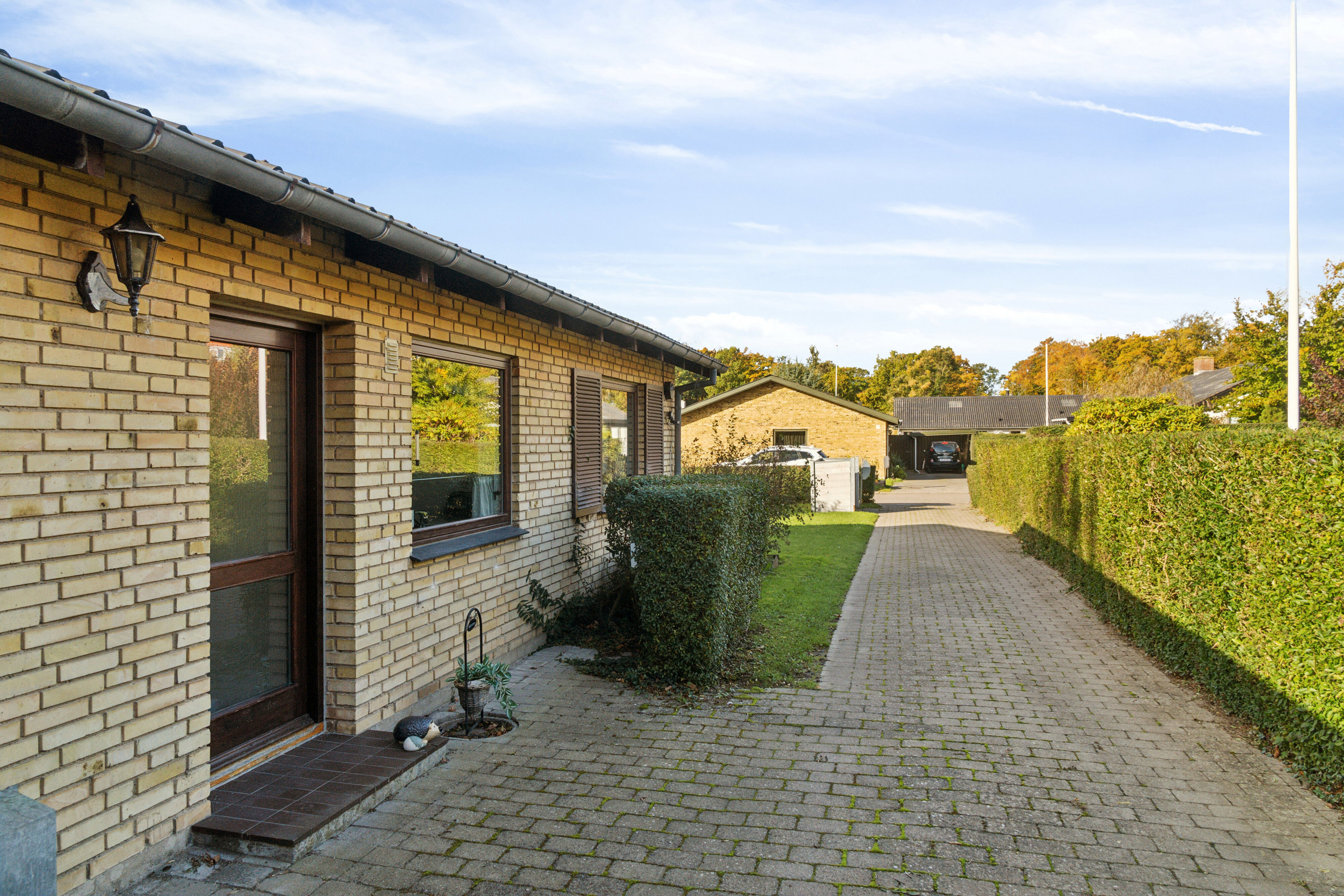 Miniaturebillede 1: udendørs. Billede af Fru Ingesvej 14, 4400 Kalundborg