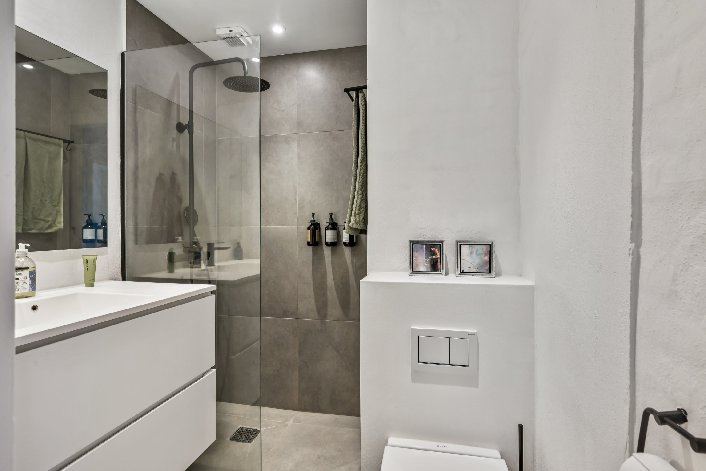 Fremhævet badeværelse billede i fuldskærmstilstand. Billede af P.P. Ørums Gade 22, 2. tv., 8000 Aarhus C