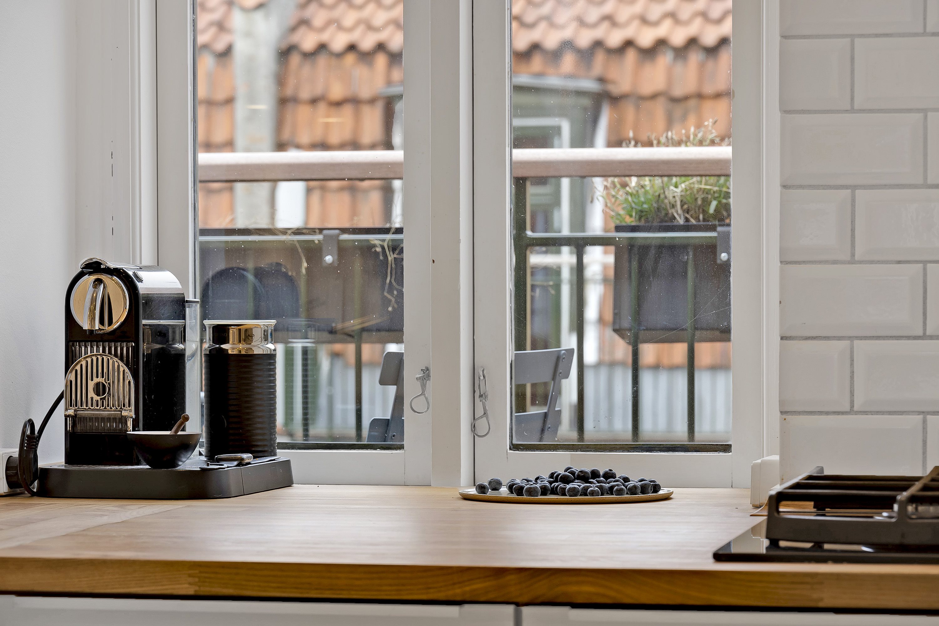 Fremhævet køkken billede i fuldskærmstilstand. Billede af Otto Mallings Gade 2, 4. tv., 2100 København Ø