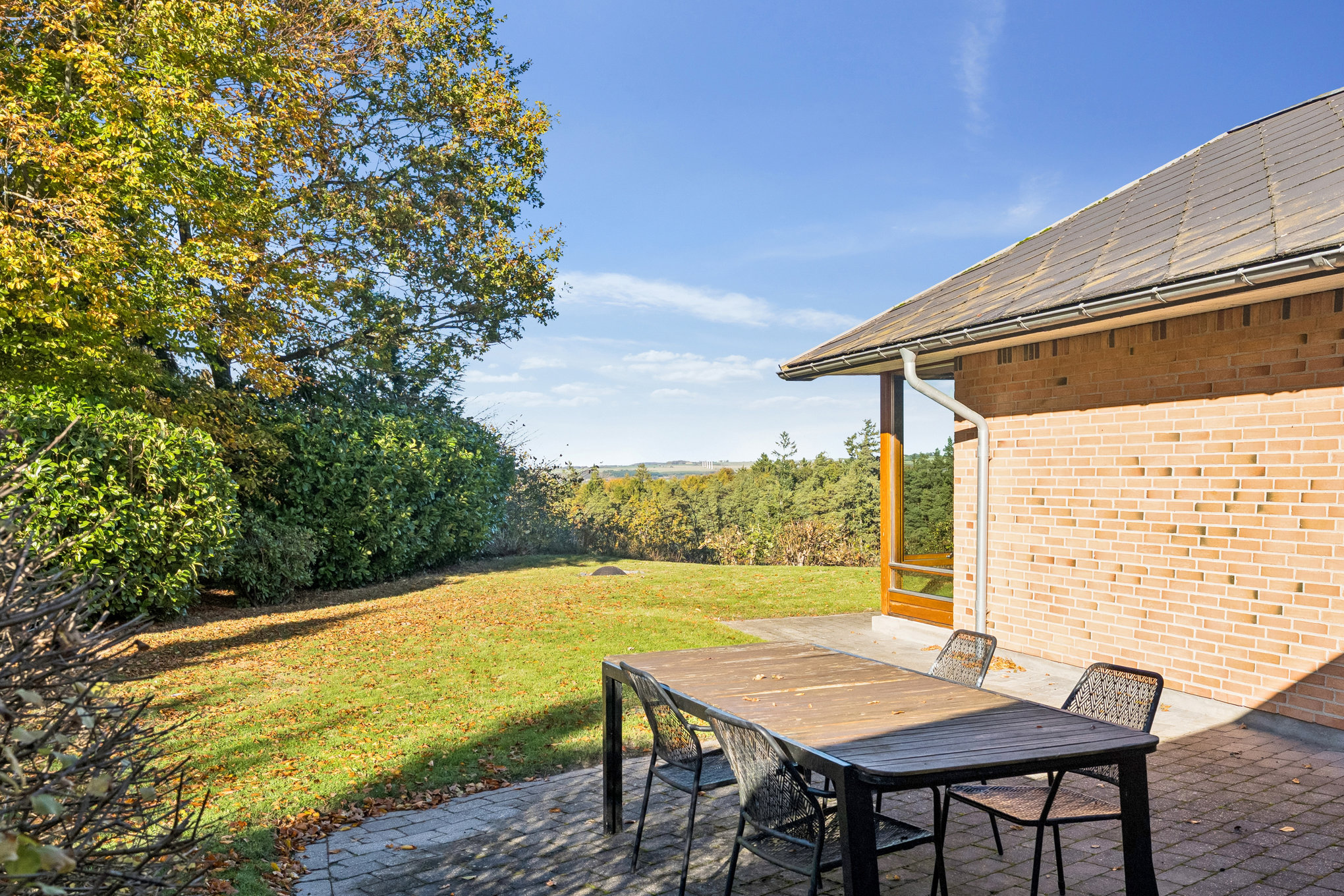 Fremhævet terrasse billede i fuldskærmstilstand. Billede af Skovbovej 18, Assentoft, 8960 Randers SØ