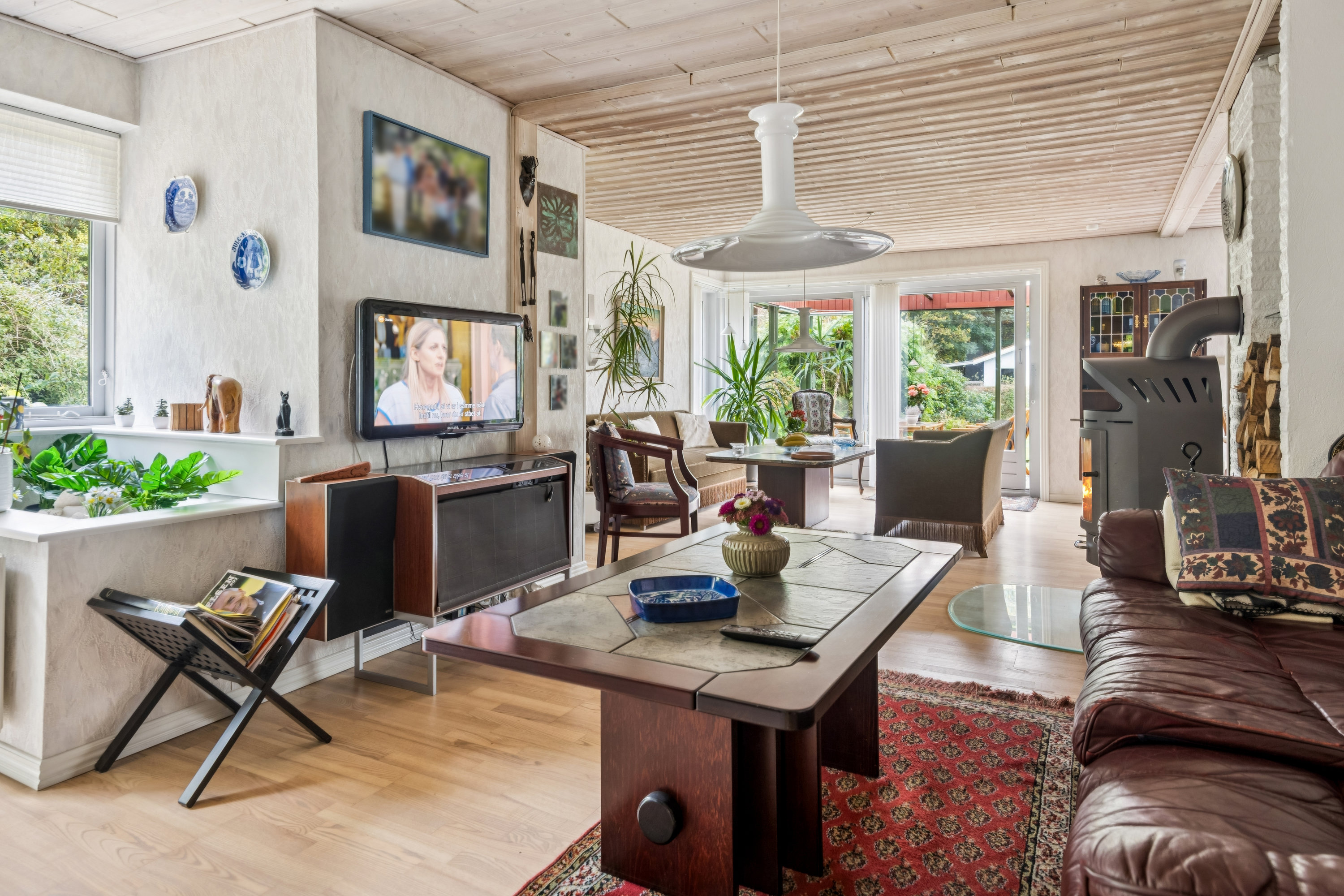 Fremhævet stue billede i fuldskærmstilstand. Billede af Snæbumvej 36B+A, Snæbum, 9500 Hobro