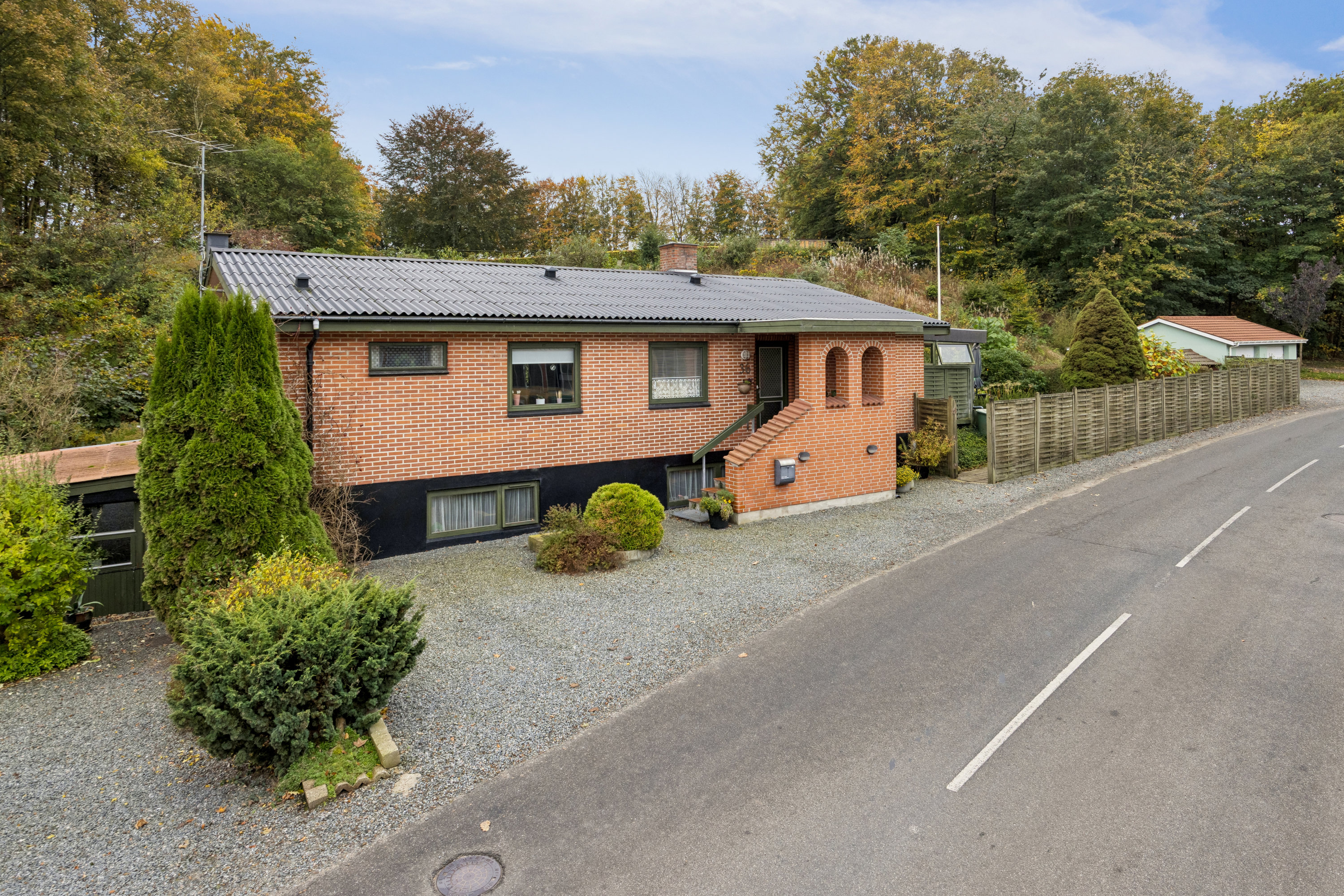 Miniaturebillede 1: ejendommen. Billede af Snæbumvej 36B+A, Snæbum, 9500 Hobro