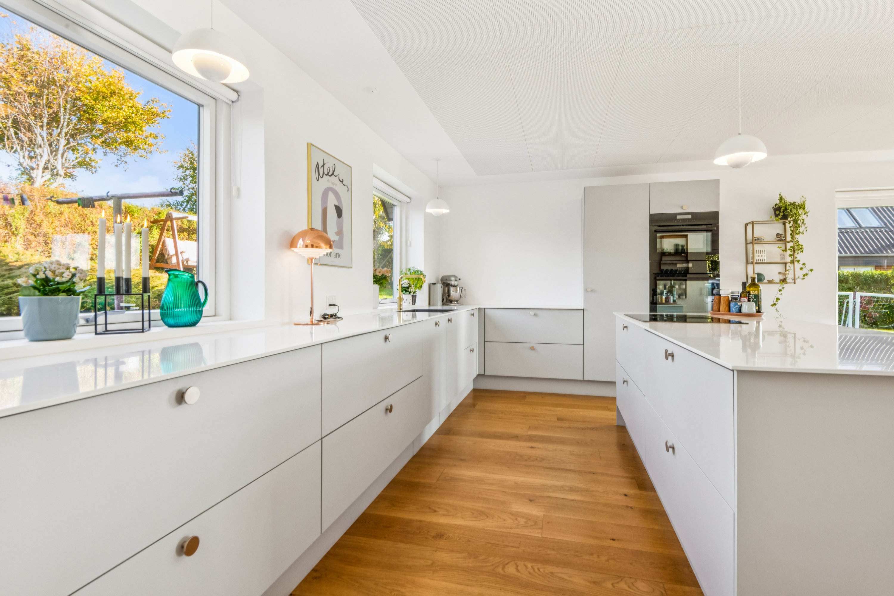 Miniaturebillede 1: køkken. Billede af Poseidonvej 81, Gug, 9210 Aalborg SØ