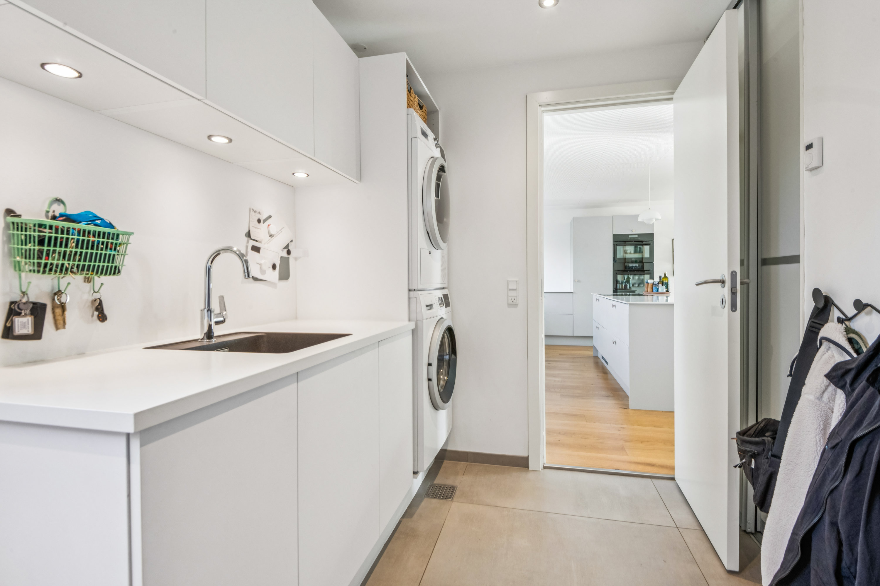 Fremhævet badeværelse billede i fuldskærmstilstand. Billede af Poseidonvej 81, Gug, 9210 Aalborg SØ