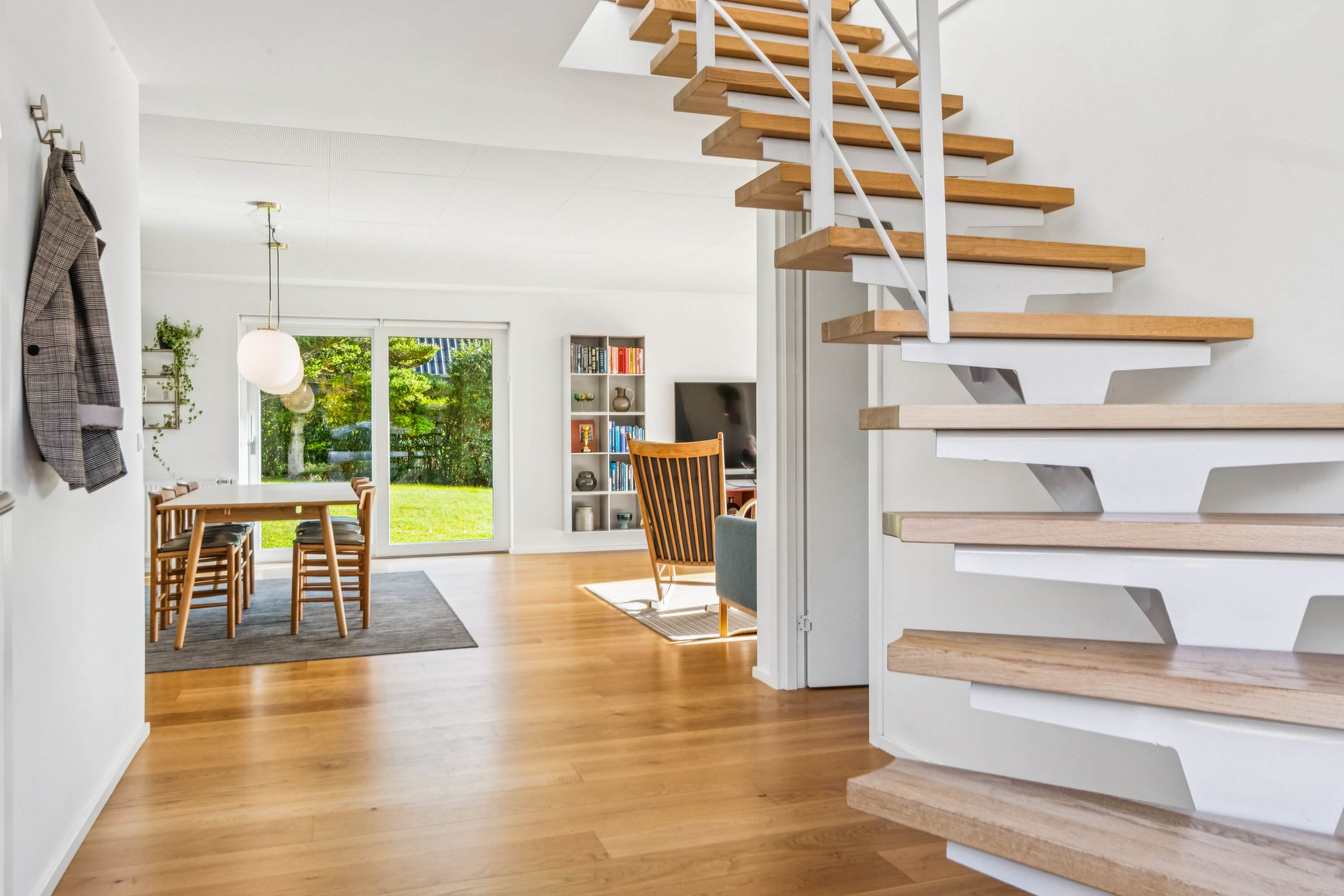 Fremhævet trappe billede i fuldskærmstilstand. Billede af Poseidonvej 81, Gug, 9210 Aalborg SØ