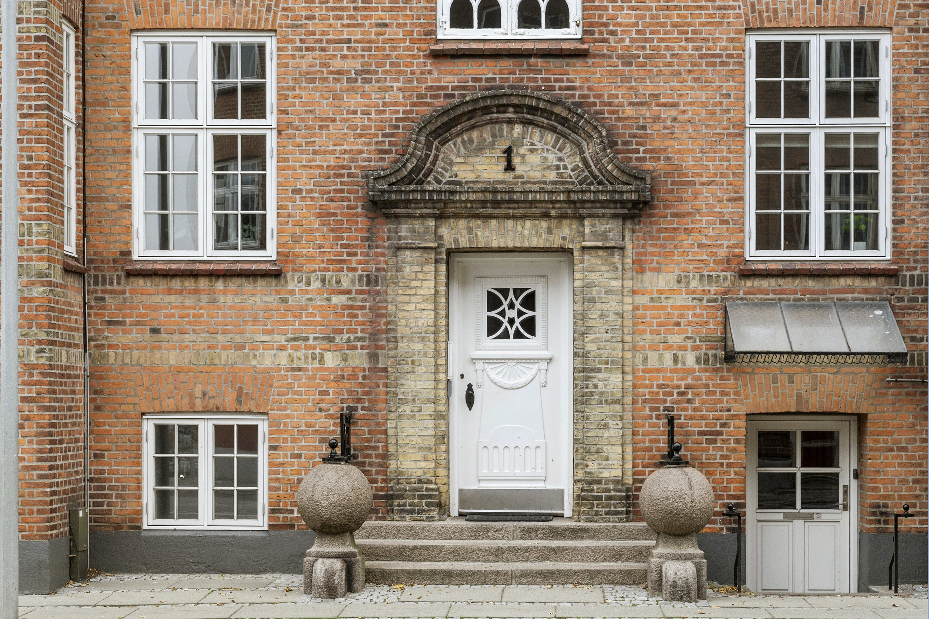 Fremhævet entré billede i fuldskærmstilstand. Billede af Sundvej 1, 3. th., 8700 Horsens