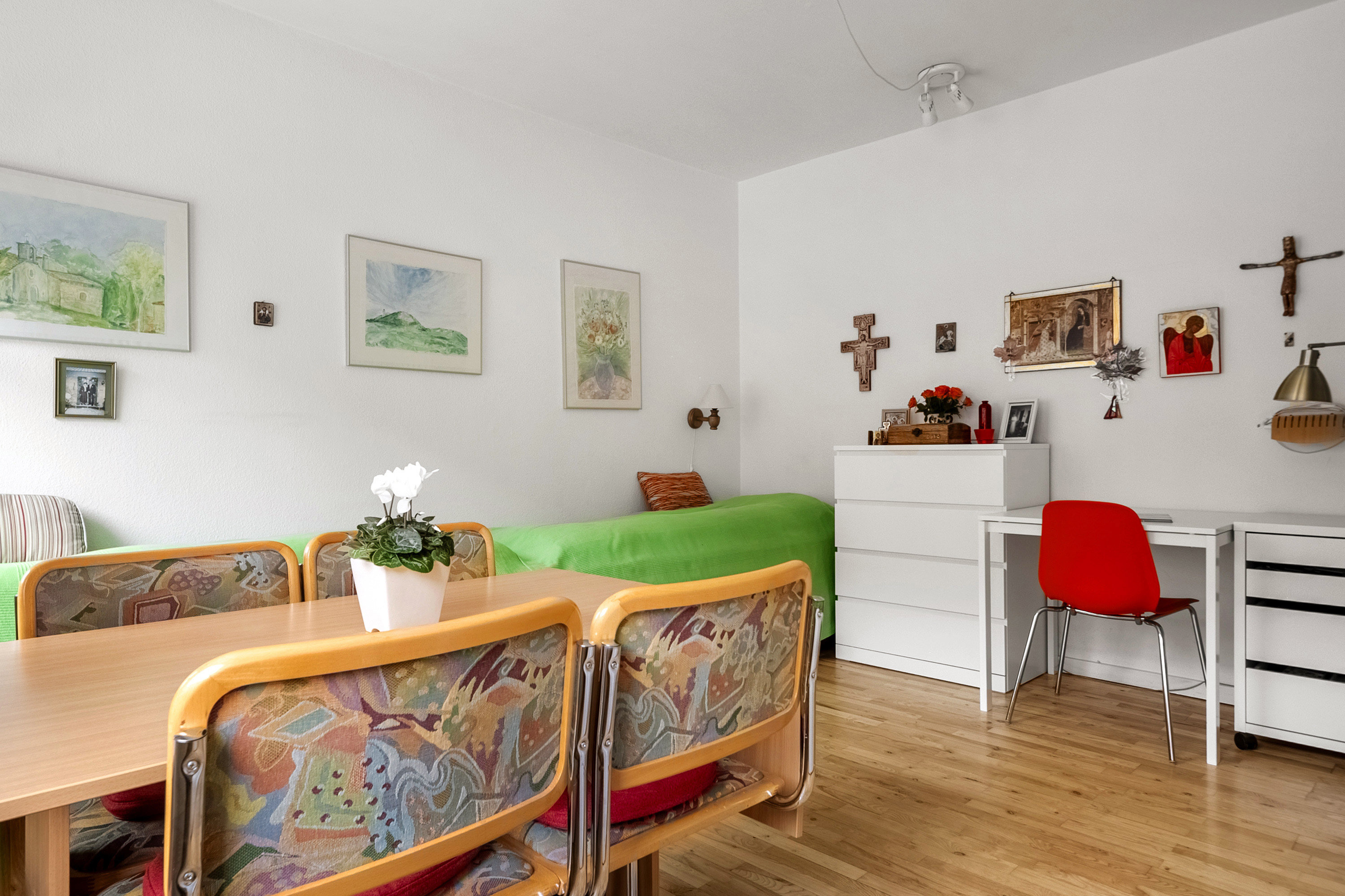 Fremhævet spisestue billede i fuldskærmstilstand. Billede af Jordbrovej 27, st.. 1., Christiansbjerg, 8200 Aarhus N