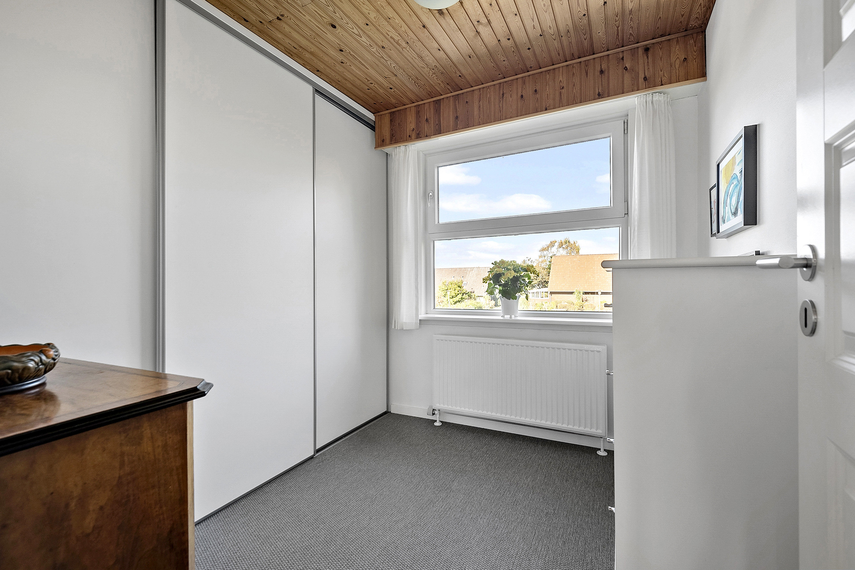 Fremhævet værelse billede i fuldskærmstilstand. Billede af Kastanielunden 48, 6705 Esbjerg Ø